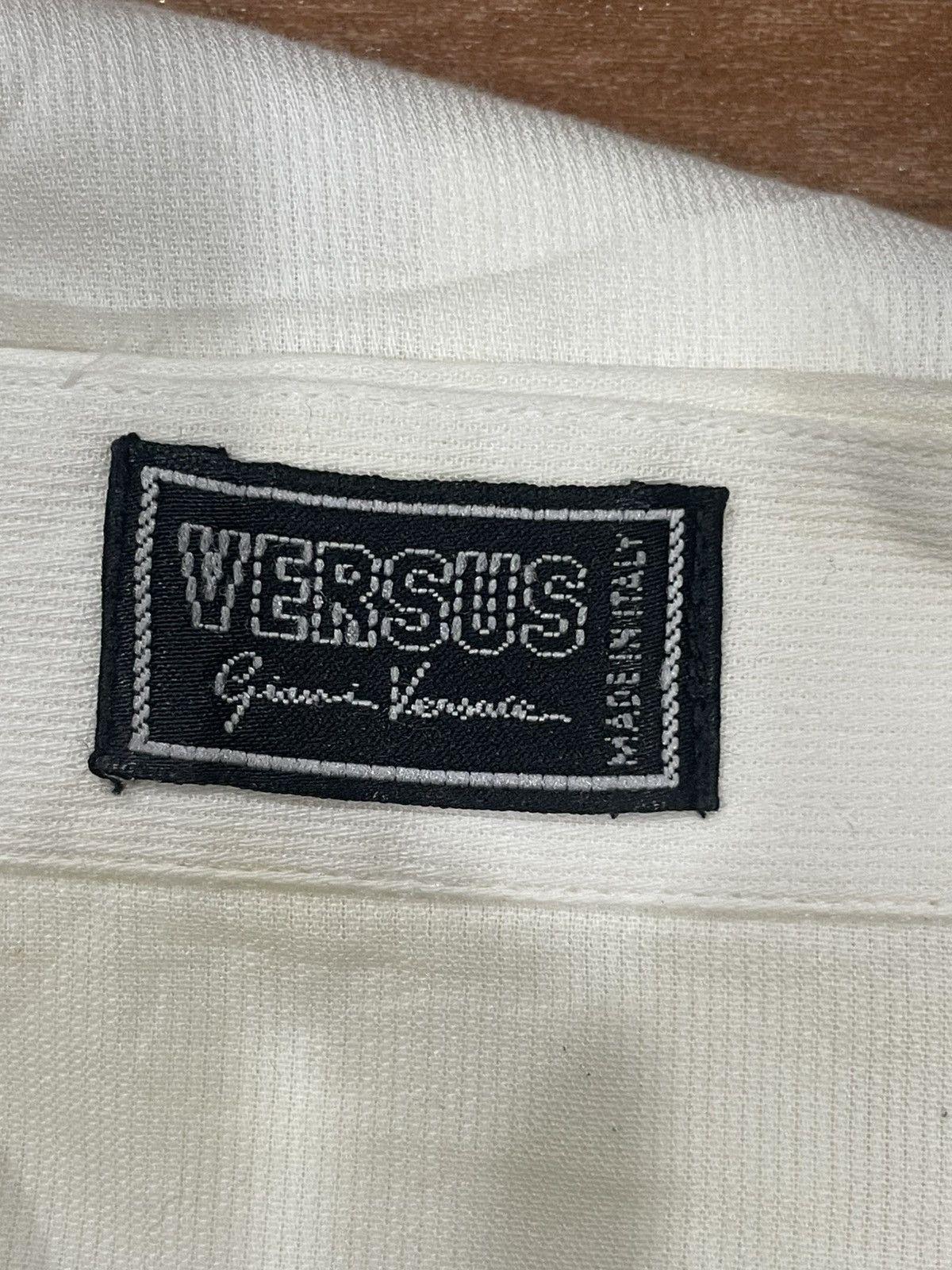 Versus Versace Gianni Versace Versus White shirts Size US L / EU 52-54 / 3 - 3 Thumbnail