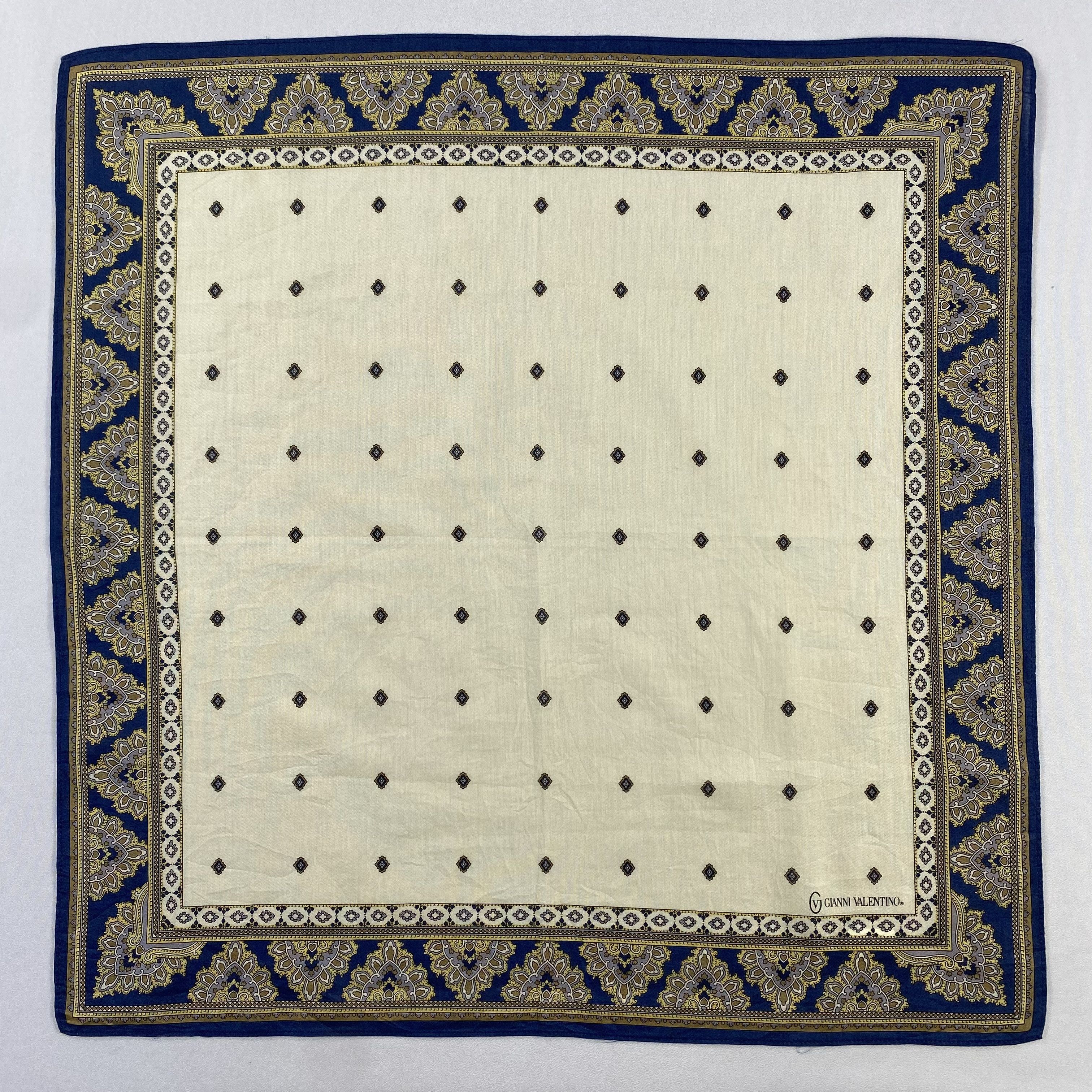 Japanese Brand × Vintage Gianni Valentino Handkerchief / Neckerchief / Bandana-P942 Size ONE SIZE - 1 Thumbnail