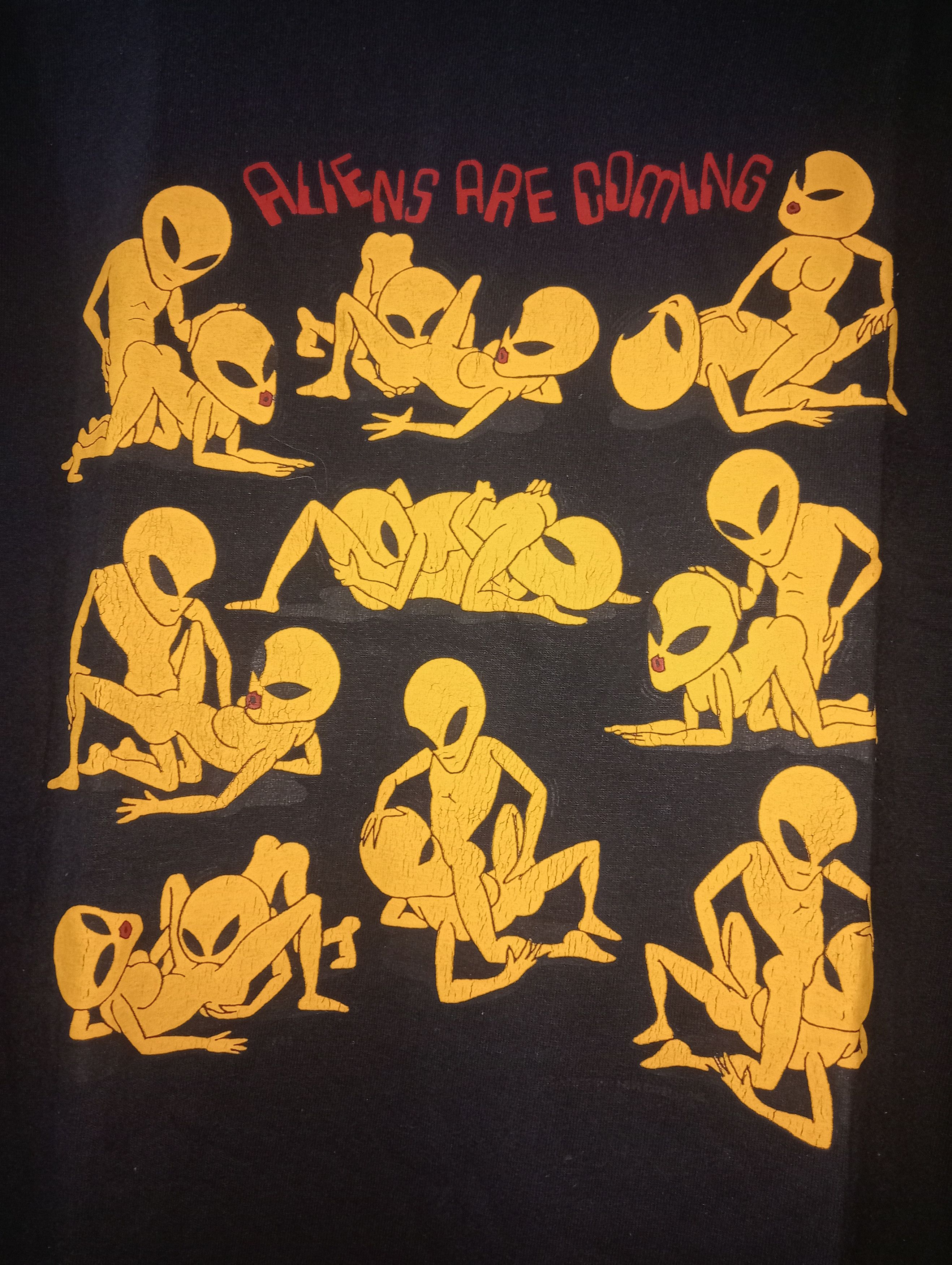 Vintage aliens are coming x vintage x aliens Size US M / EU 48-50 / 2 - 3 Thumbnail