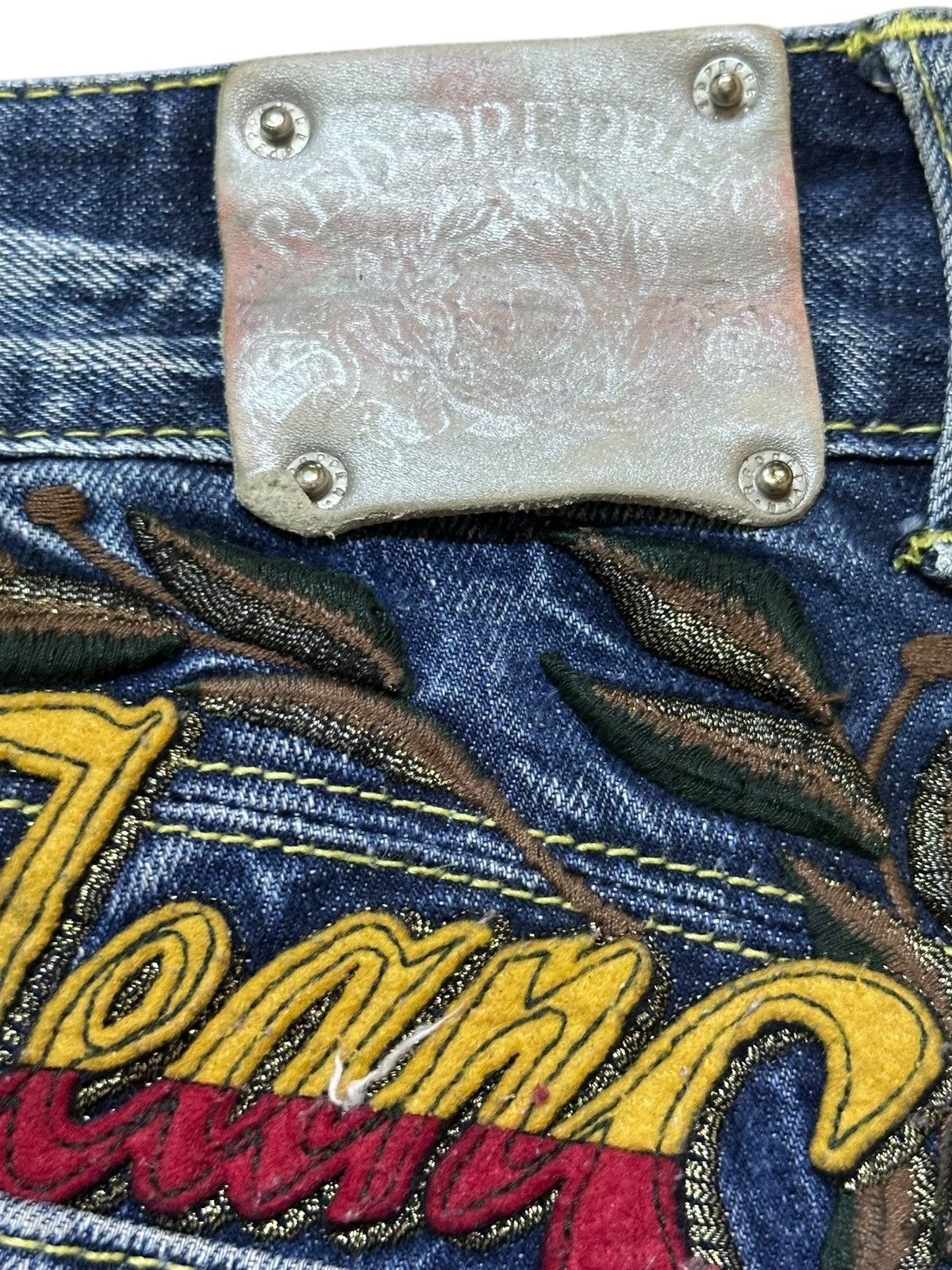 Japanese Brand Vintage Red Pepper Baggy Wide Leg Embroiddery Denim Size US 29 - 9 Thumbnail