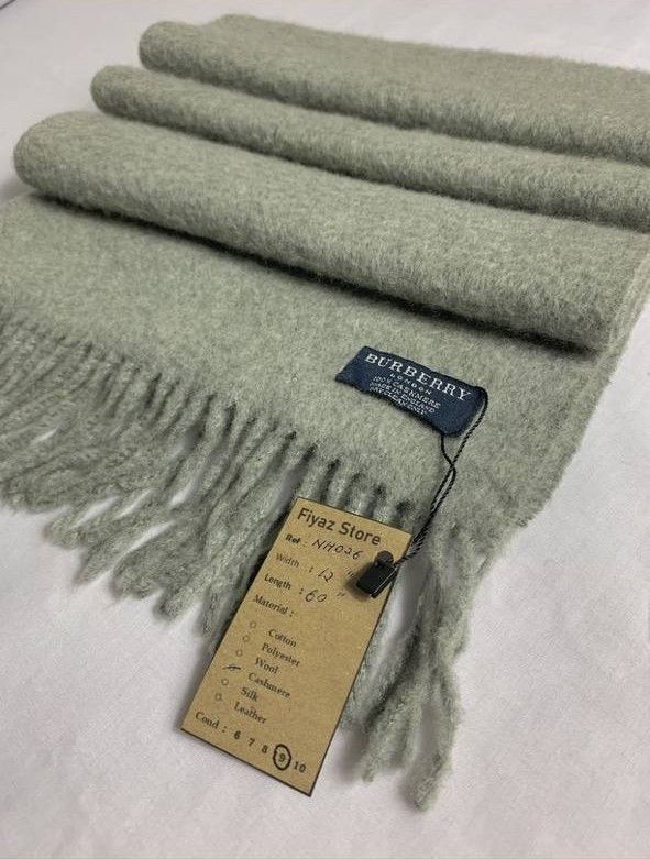 Vintage Burberry Scarf / Muffler / Neckwear Size ONE SIZE - 1 Thumbnail