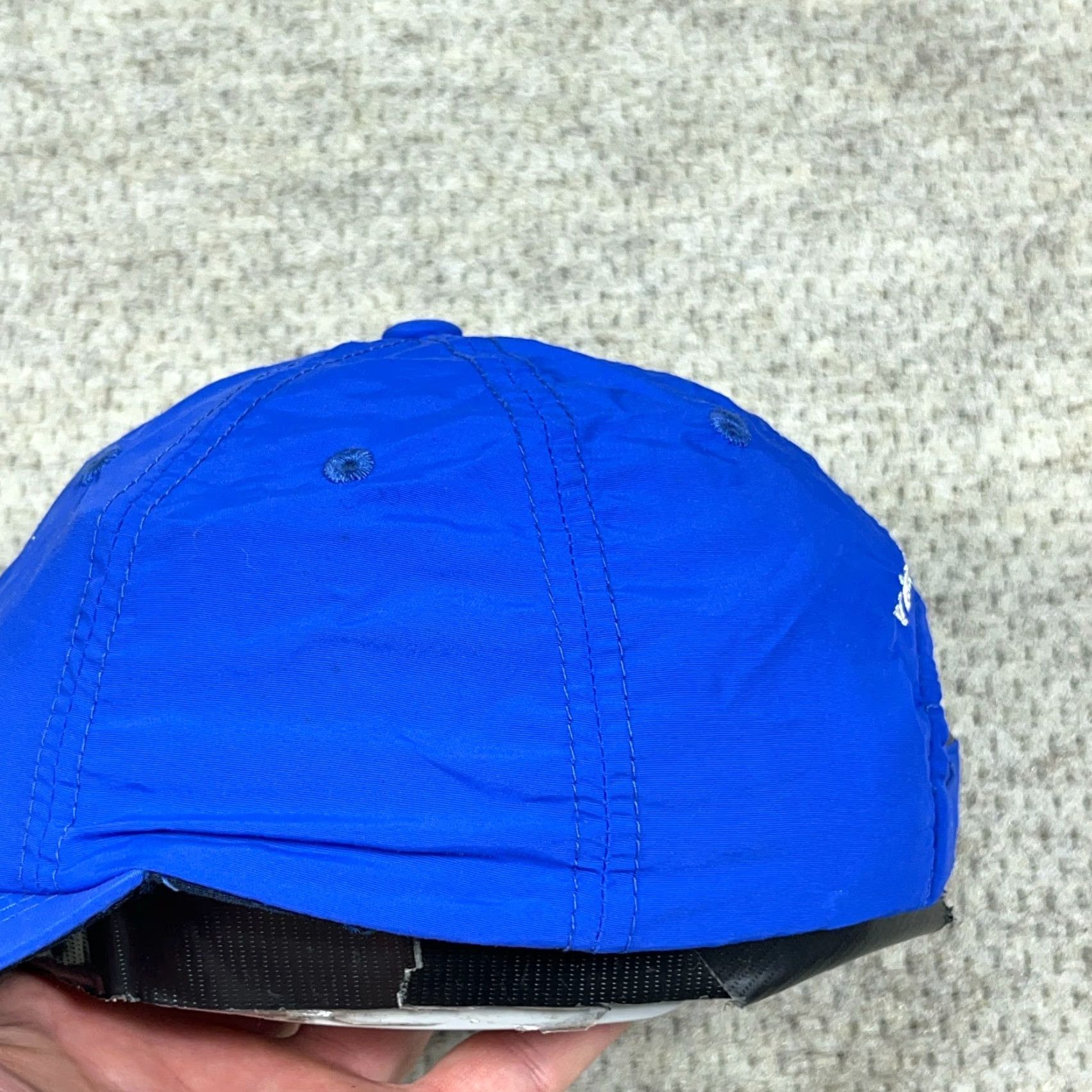 Vineyard Vines Vineyard Vines Hat Strap Back Cap Royal Blue Nylon Performance Running Preppy One Size Mens Size ONE SIZE - 5 Thumbnail