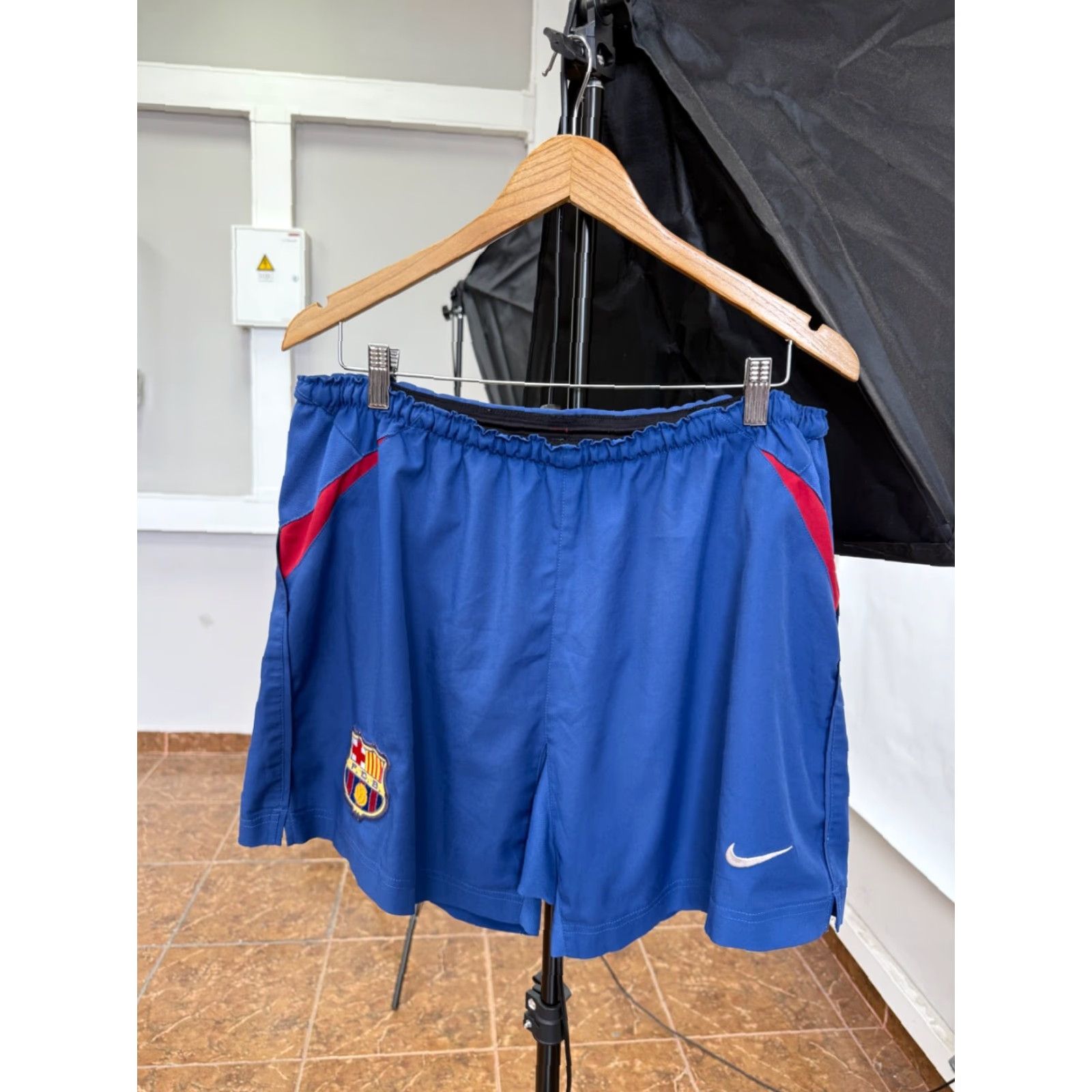 Nike VINTAGE FC Barcelona Nike Soccer Shorts M Blue Mens Size US 31 - 2 Thumbnail