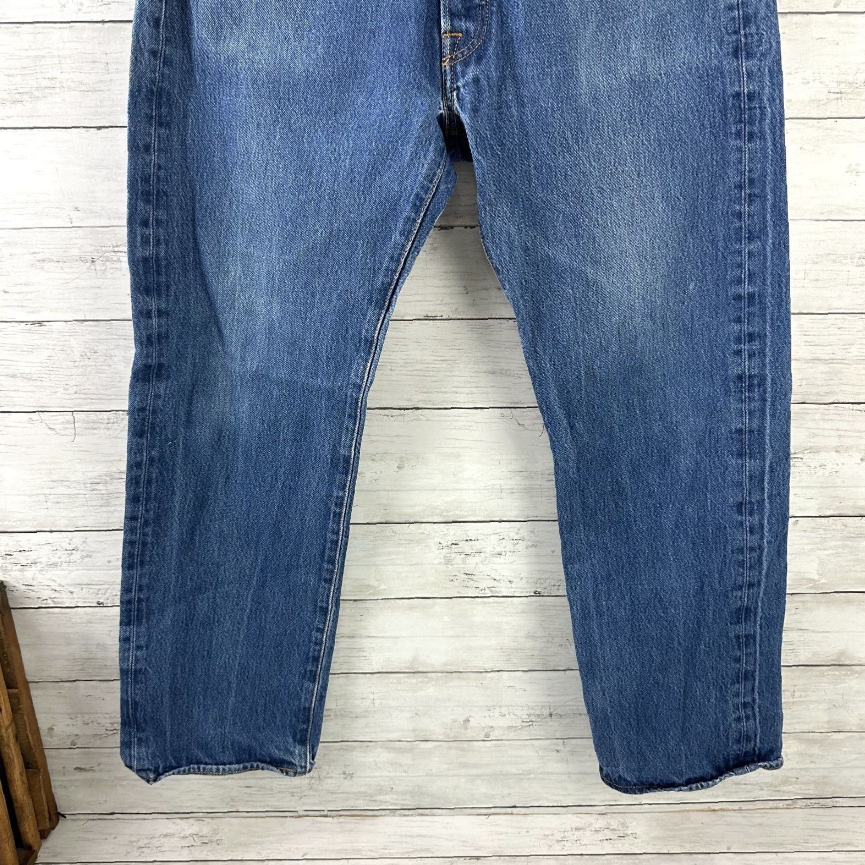 Levi's Levi's 501 Denim Jeans Men 36x32 Blue Straight Fit Button Fly Vintage Notched Waist Size US 36 / EU 52 - 5 Thumbnail