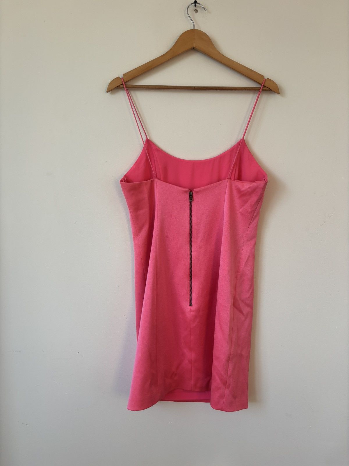 Alice + Olivia Alice + Olivia Neon Pink Mini Slip Dress Size 4 Size L / US 10 / IT 46 - 3 Thumbnail