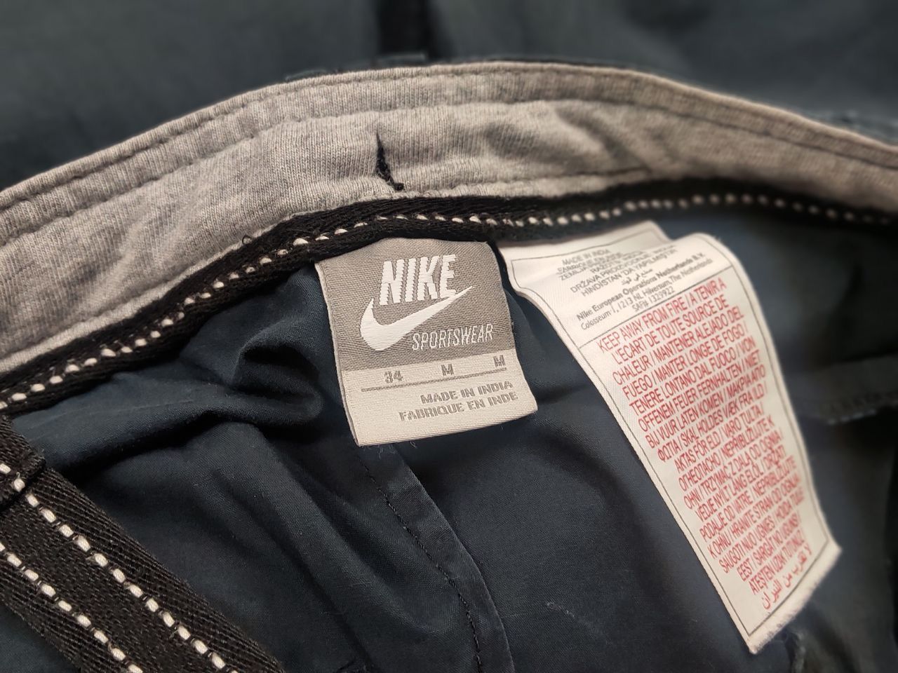 Nike Vintage Nike Navy Canvas Logo Cargo Bermuda Shorts Y2K Style Size US 34 / EU 50 - 12 Thumbnail