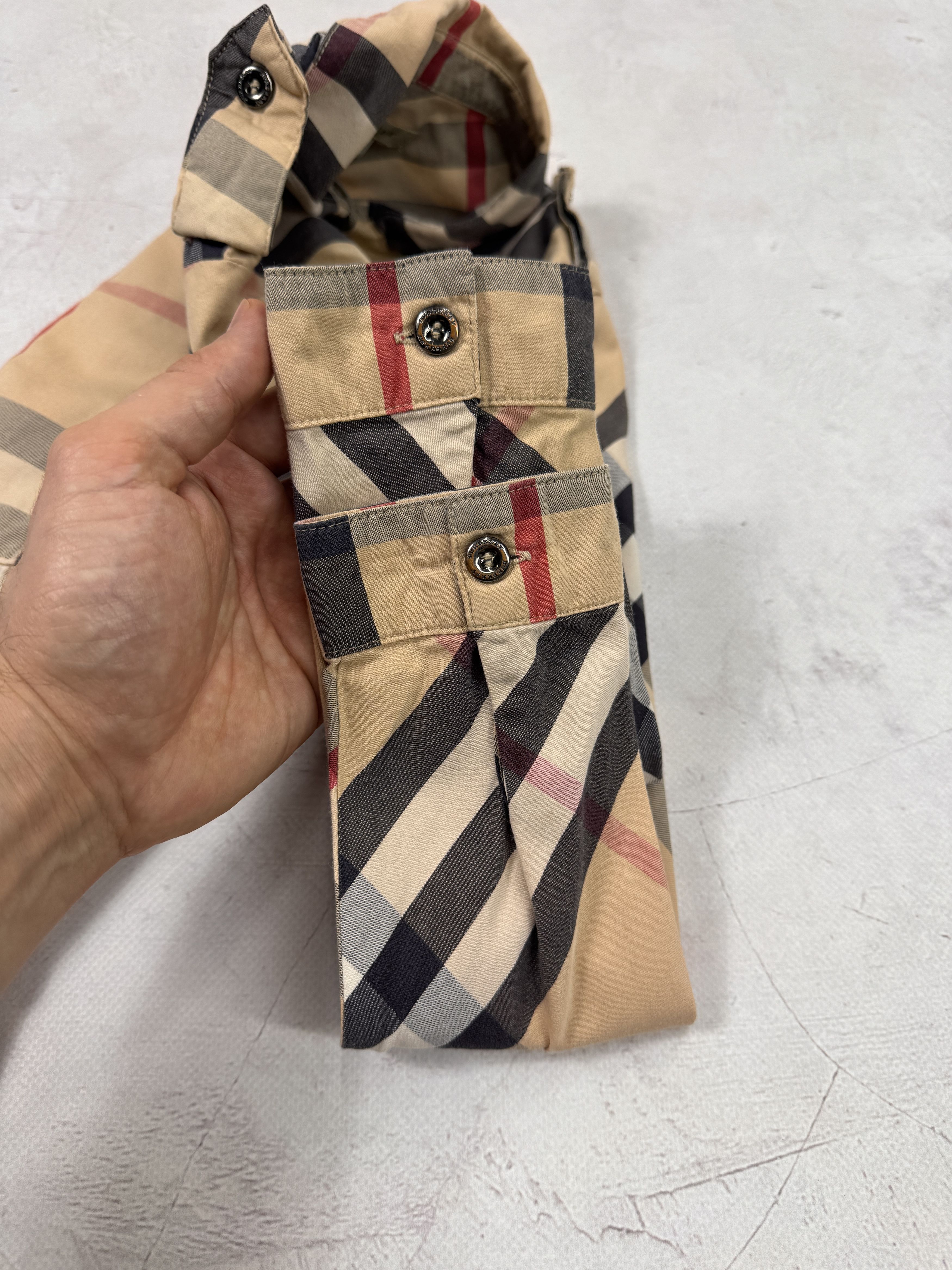 Burberry Burberry Shirt Nova Check Pattern Long Sleeve Girls Kids Size US XXS / EU 40 - 12 Thumbnail