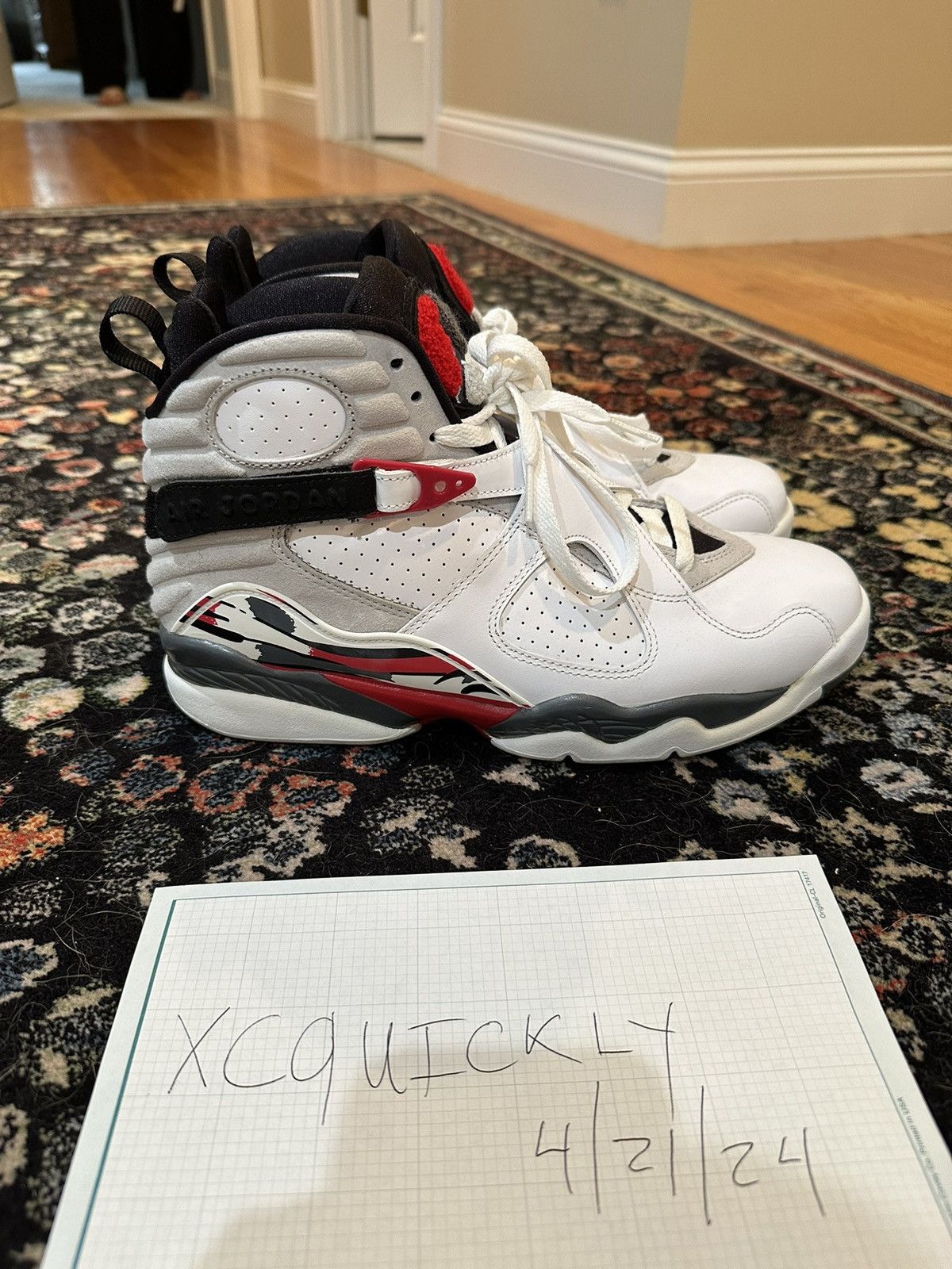 Jordan Brand Air Jordan 8 Bugs Bunny 2013 Size US 9 / EU 42 - 3 Thumbnail