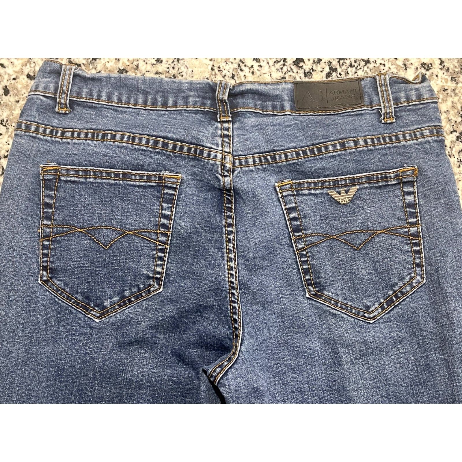 Vintage VINTAGE Armani Jeans Jeans Men 31 31x28 Blue Straight Simin T W31 L28 Button Zip Size US 31 - 5 Thumbnail