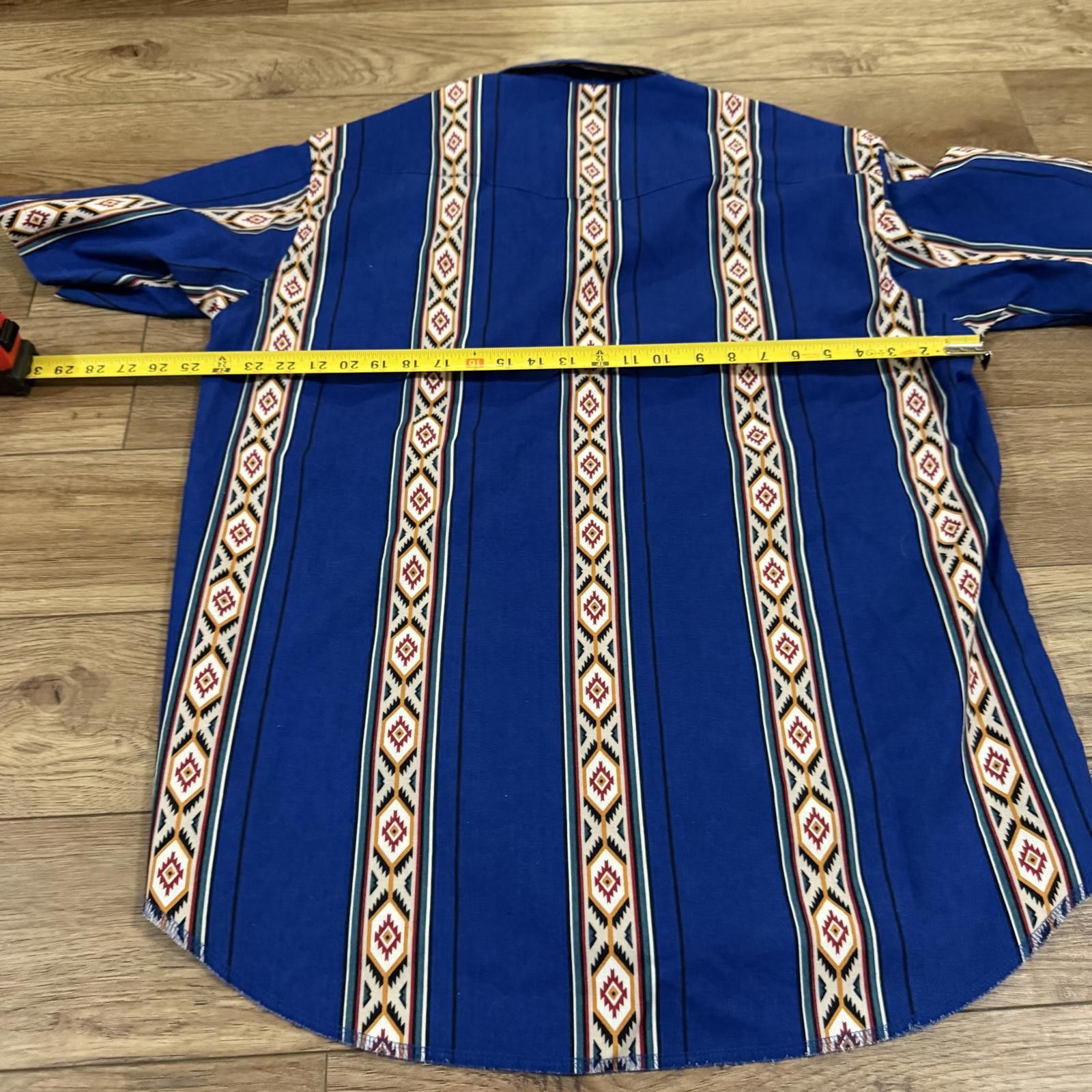 Wrangler Vintage Wrangler Southwestern Aztec Snap Shirt Cowboy Size US XL / EU 56 / 4 - 6 Thumbnail