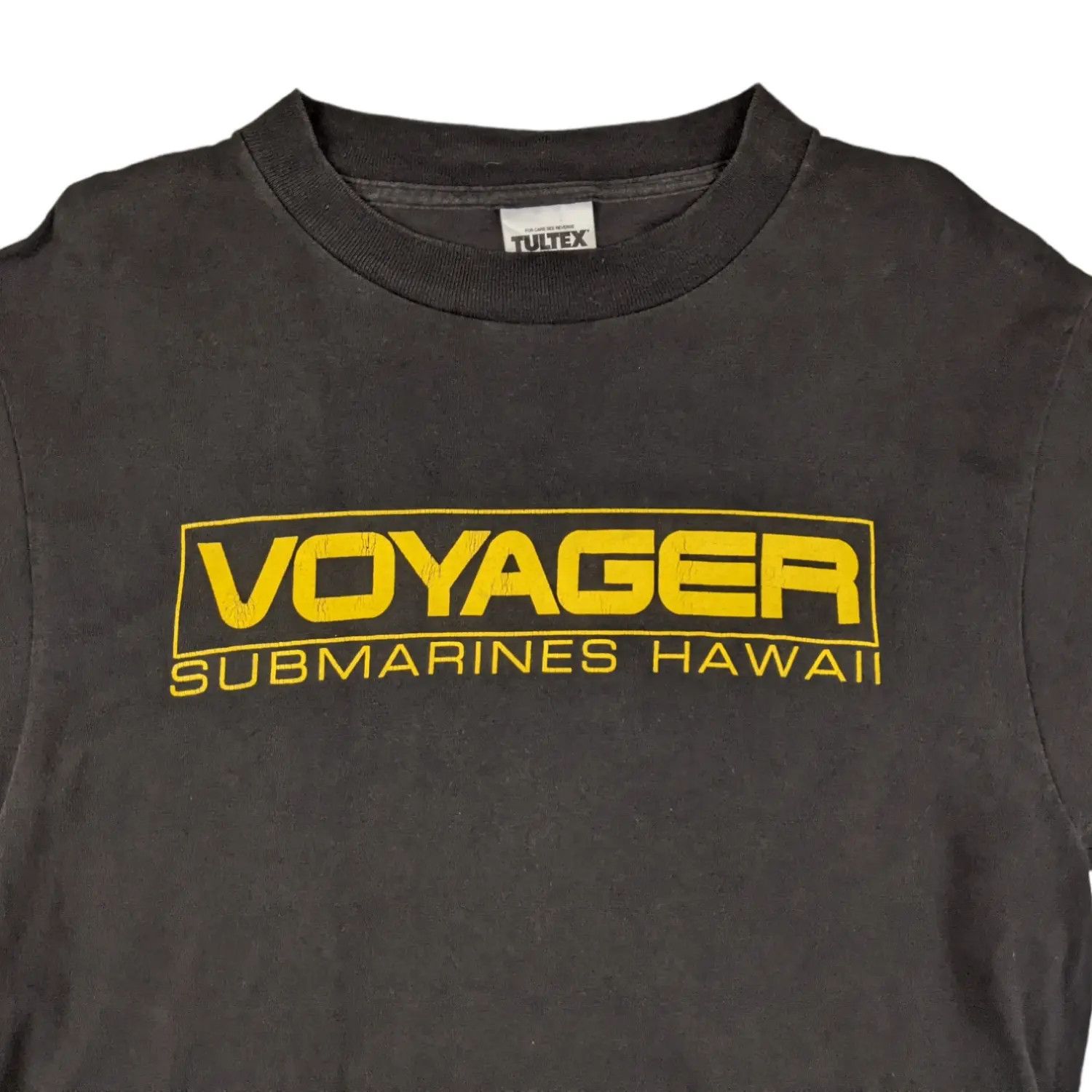 Tultex Vintage 2000's VOYAGER SUBMARINES Hawaii T-Shirt Size US M / EU 48-50 / 2 - 4 Thumbnail