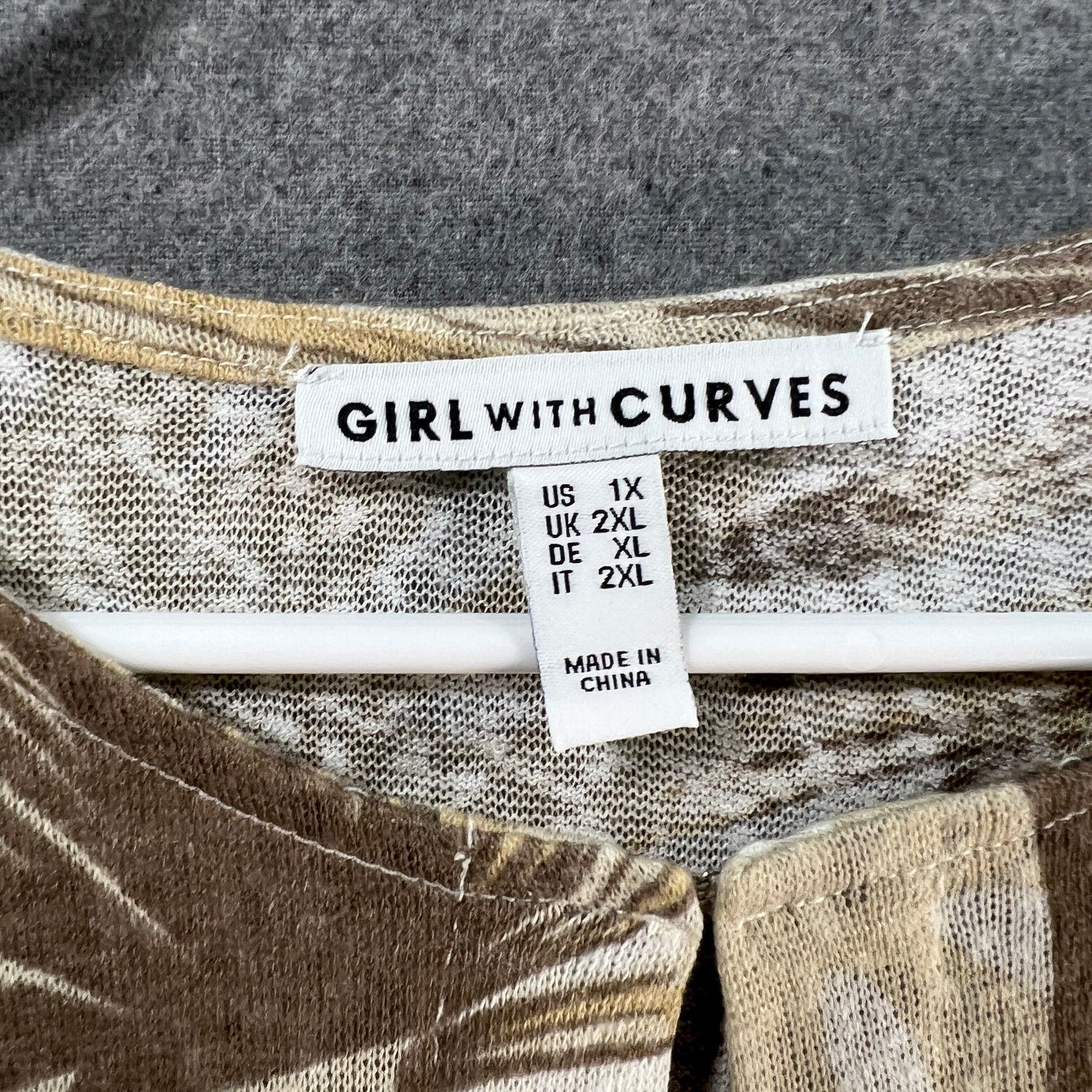 Other Girl With Curves Knit Palm Cardigan Neutral Palm Size 1X Size XL / US 12-14 / IT 48-50 - 4 Thumbnail