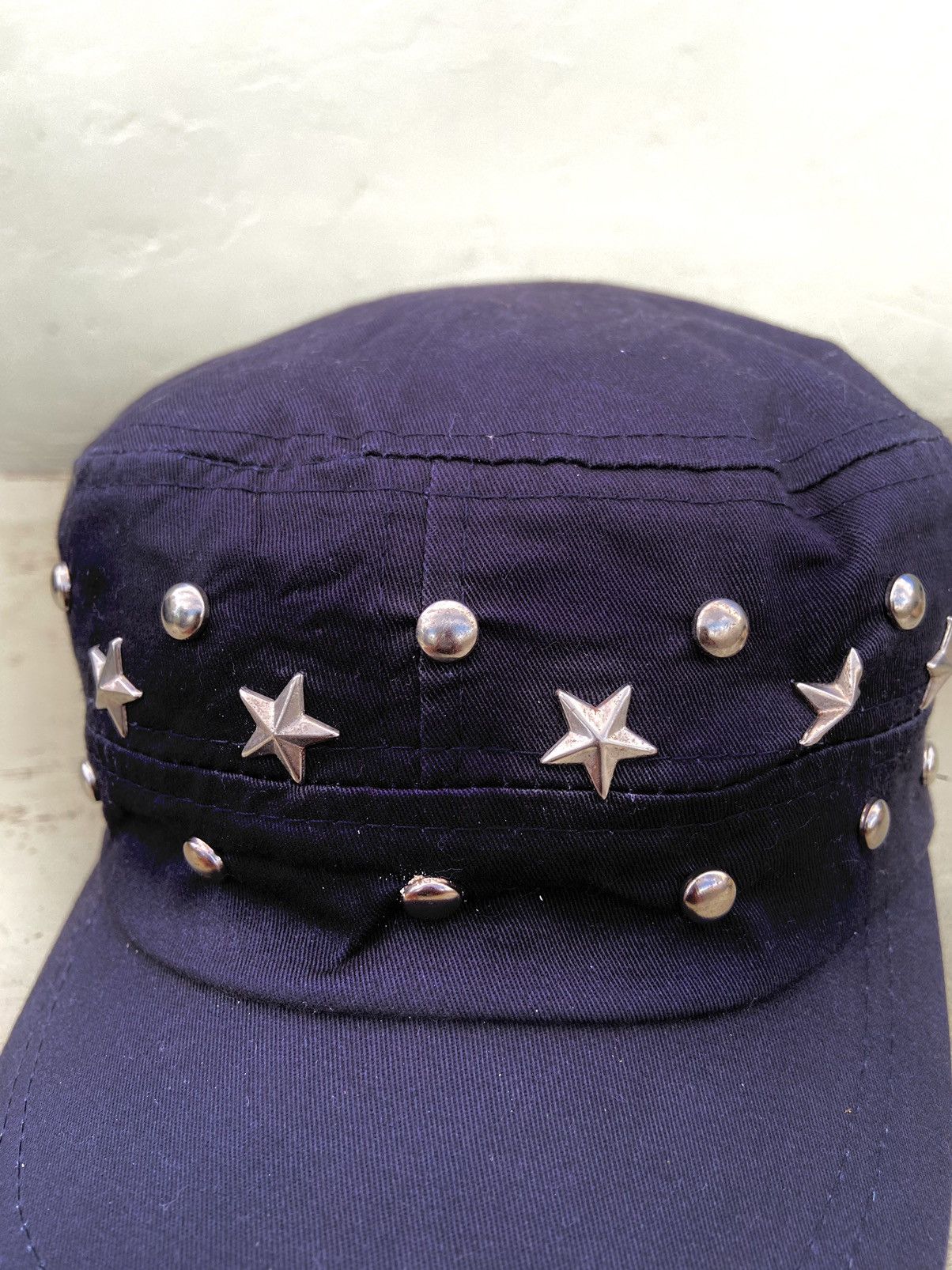 If Six Was Nine 2000s star studded patrol hat Size ONE SIZE - 6 Thumbnail