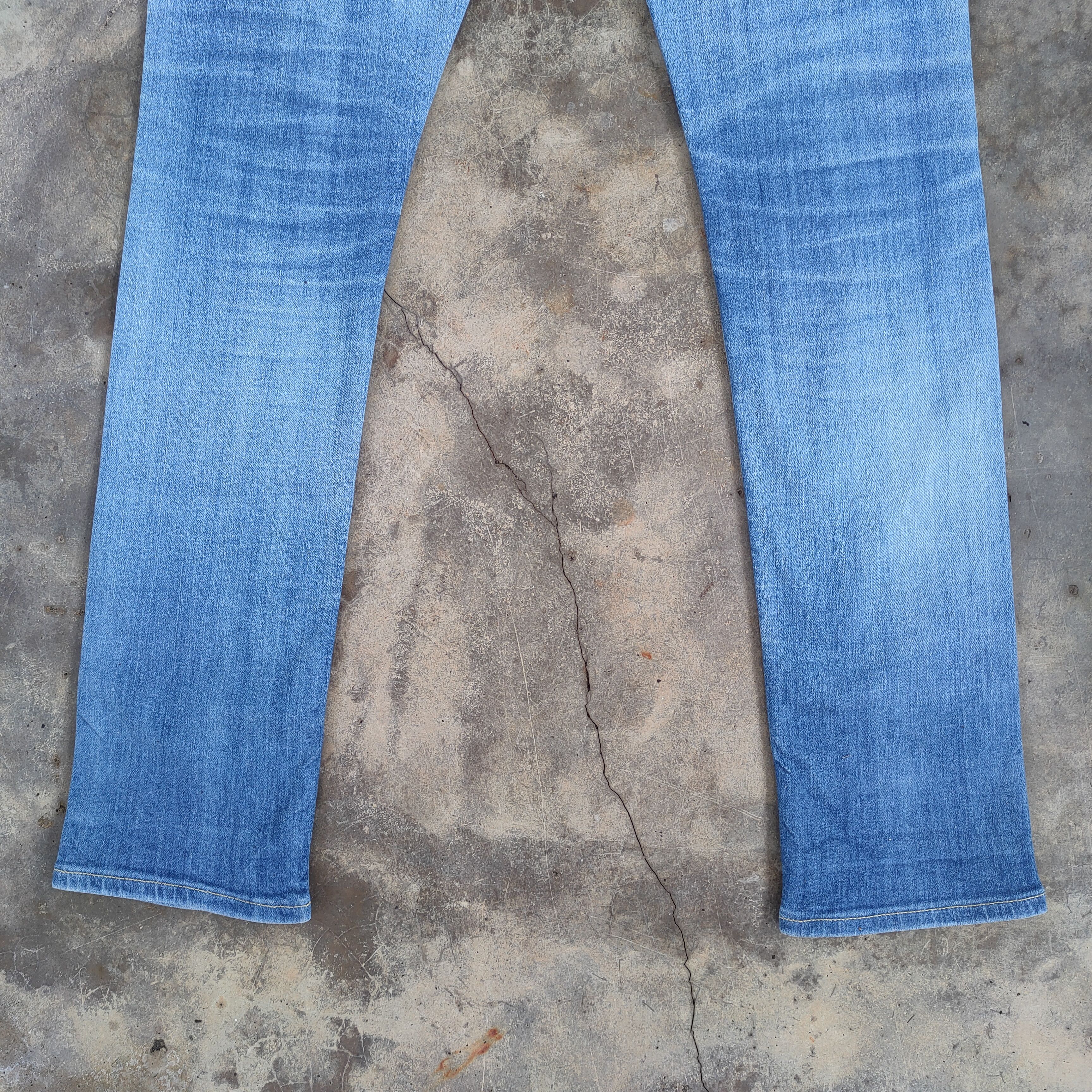 DENHAM VINTAGE DENHAM SKINNY BUTTON FLY FADED RIPPED JEANS PANTS Size US 31 - 13 Thumbnail