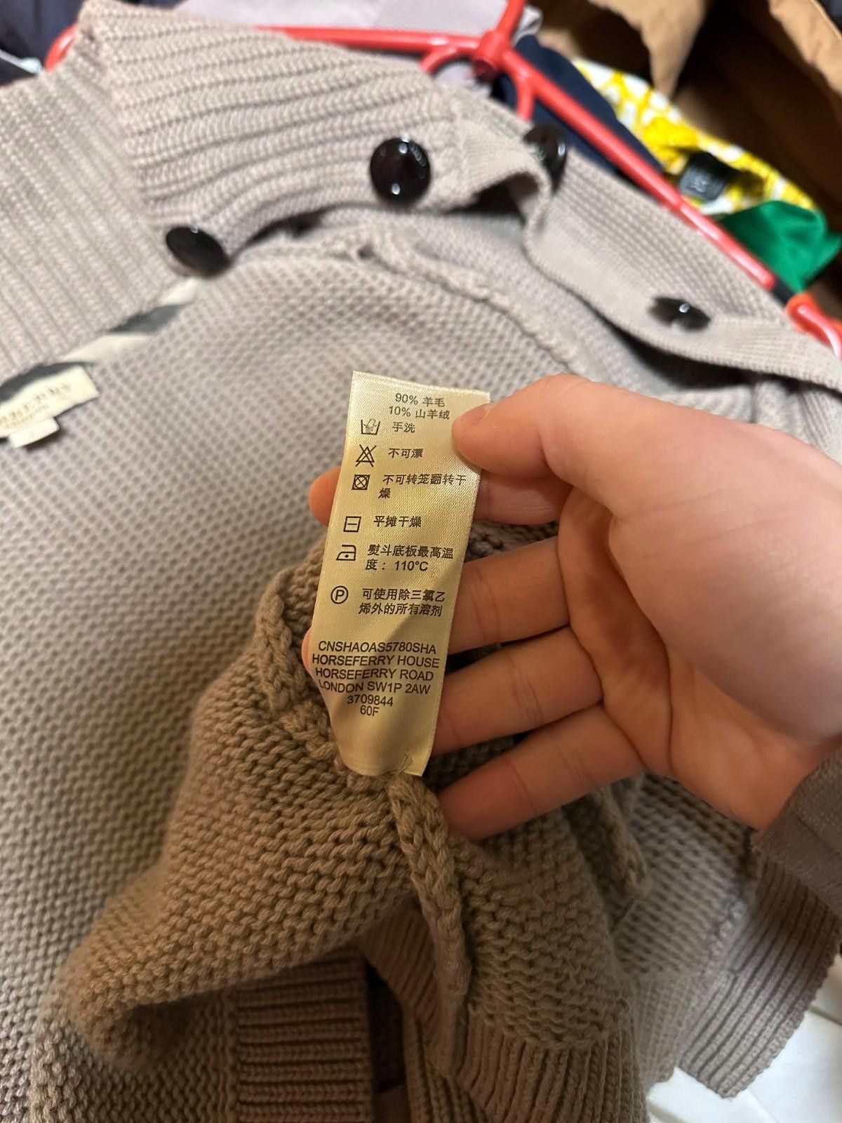 Burberry Burberry London Womens Wool Cardigan Knit Sz L Size L / US 10 / IT 46 - 11 Thumbnail