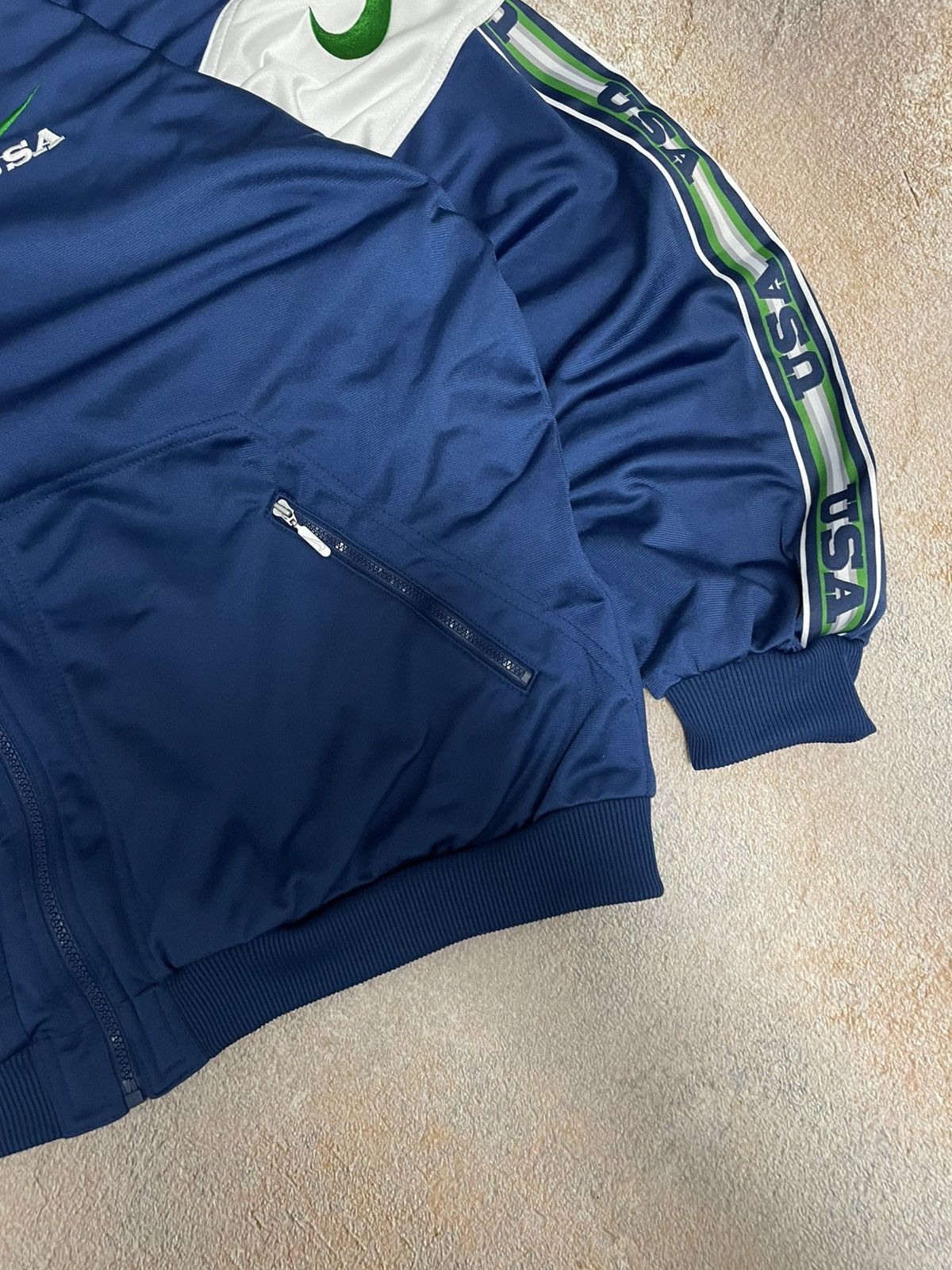 Nike Vintage Nike USA Monogram Cotton Boxy Tracksuit Set Size US XL / EU 56 / 4 - 6 Thumbnail