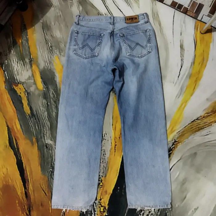 Edwin × Vintage EDWIN VINTAGE DISTRESSED LIGHT BLUE JEANS PANTS Size US 33 - 7 Thumbnail