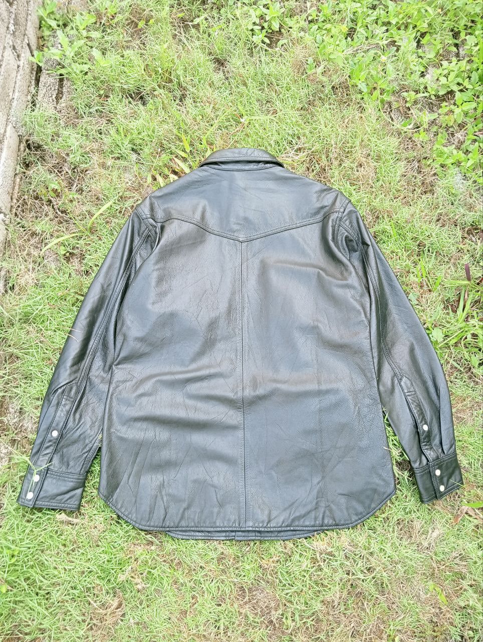 Japanese Brand VINTAGE SHIPS JAPAN COWHIDE LEATHER SHIRT Size US L / EU 52-54 / 3 - 8 Thumbnail