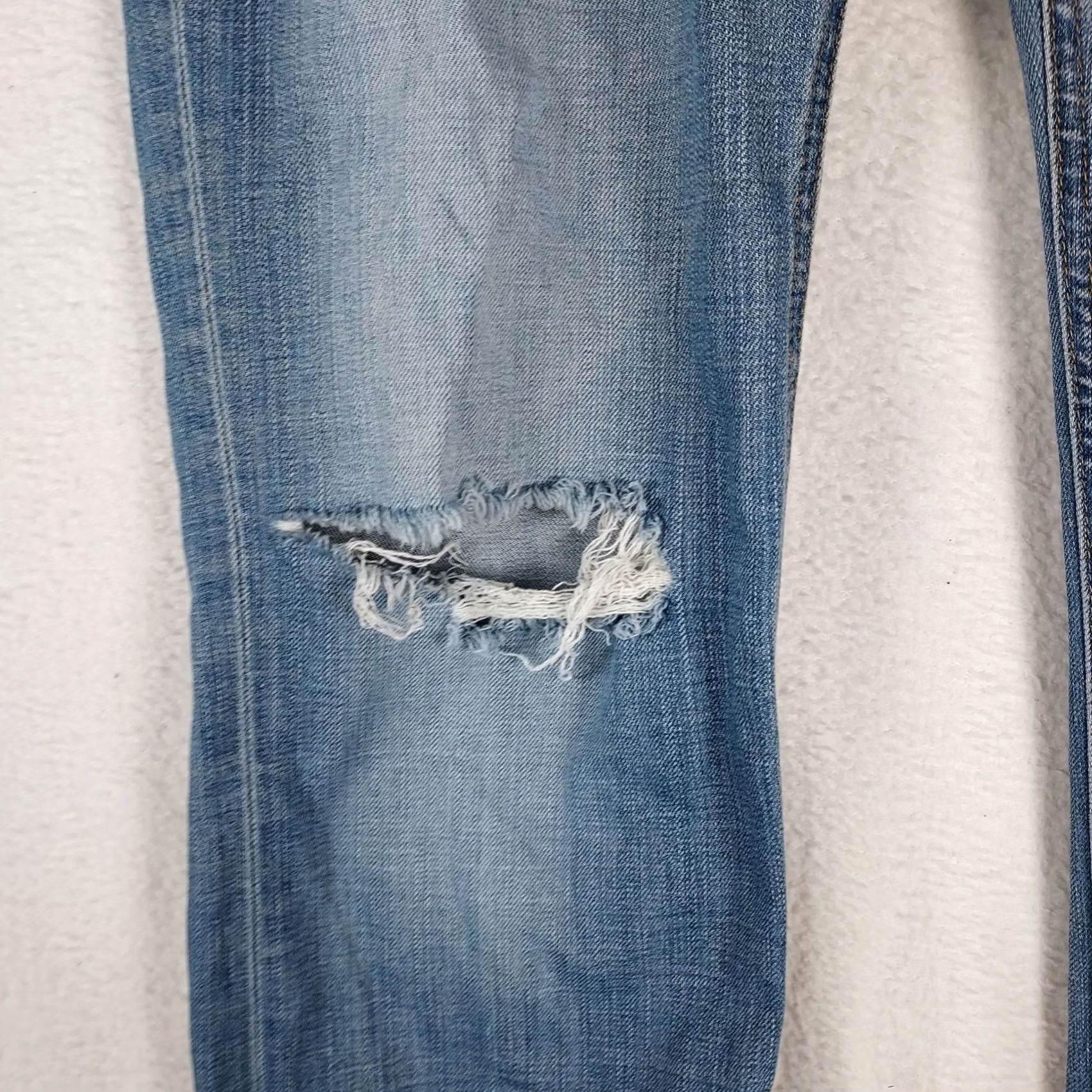 Vintage VINTAGE? No. Joe’s Jeans Mens Size 34 Rocker Fit Light Wash Distressed Stretch Denim Shirt? Size US 34 / EU 50 - 7 Thumbnail