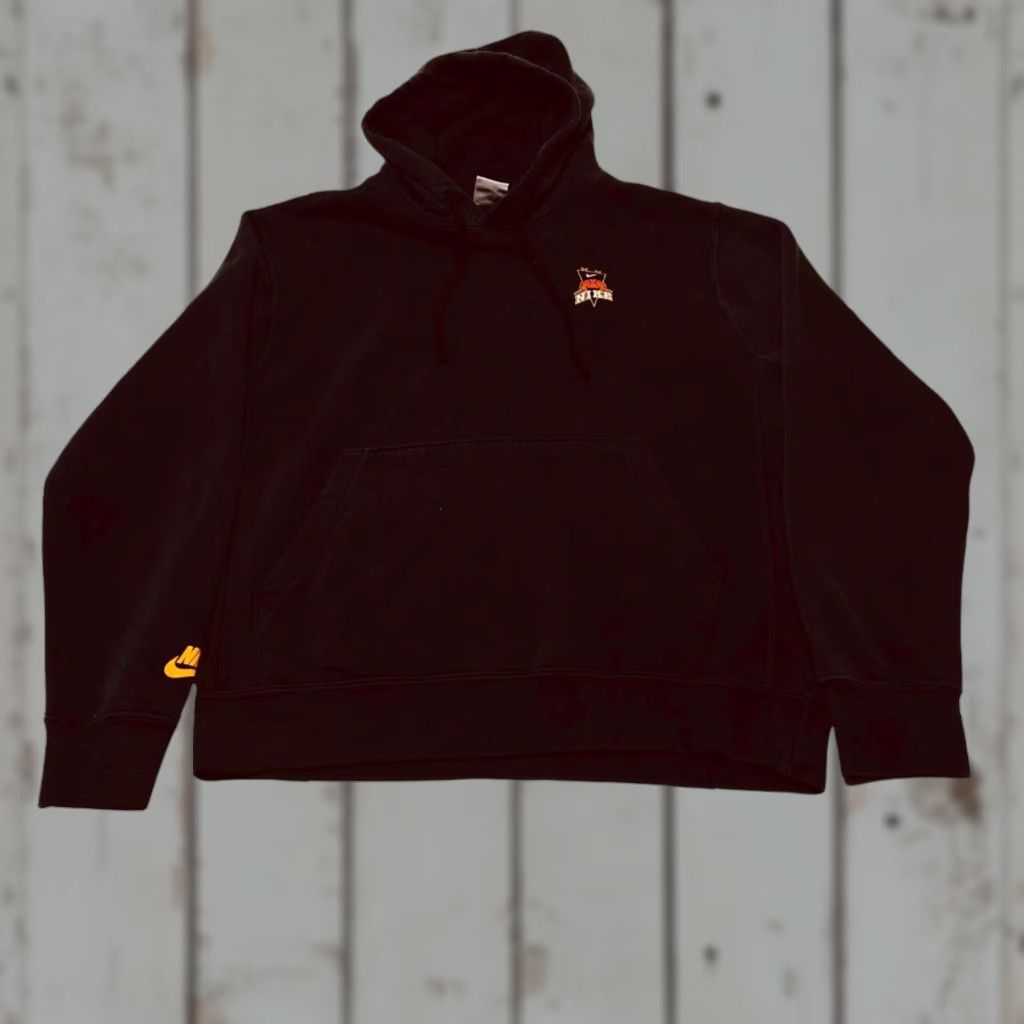 Nike VINTAGE Nike Hoodie Fleece Mens Small Black Nike Basketball Logo Chest Drawstring 7597 Size US S / EU 44-46 / 1 - 1 Thumbnail