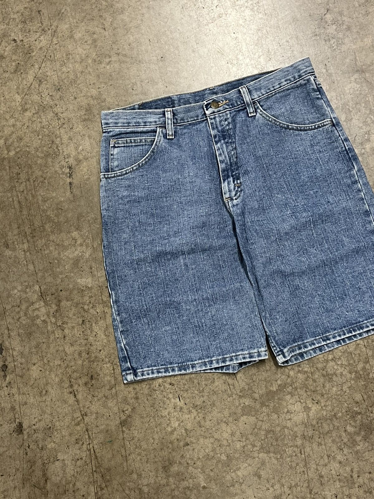 Vintage × Wrangler Vintage jorts baggy fit wrangler streetwear hype skater Size US 32 / EU 48 - 5 Thumbnail
