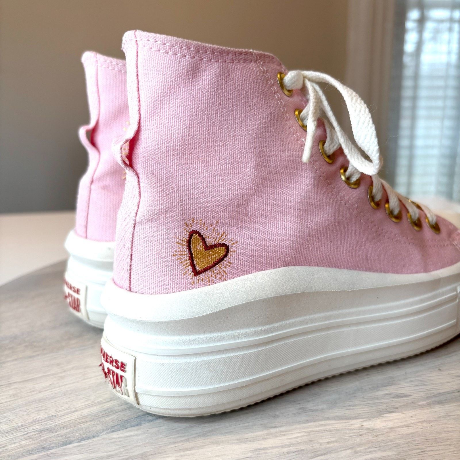 Converse Converse Chuck Taylor Platform Move Pink Heart Sneakers 5.5 Size US 5.5 / IT 35.5 - 8 Thumbnail