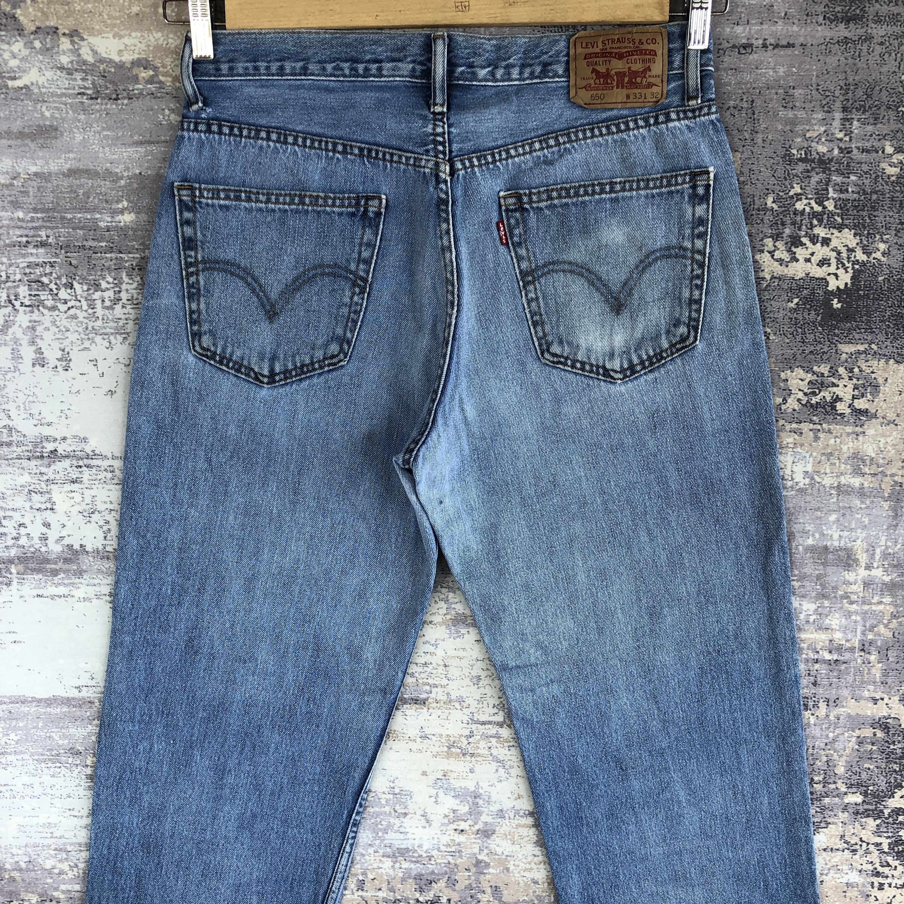 Levi's Vintage Levis Sun Faded Jeans Levi's 550 Light Wash Denim Size US 32 / EU 48 - 4 Thumbnail