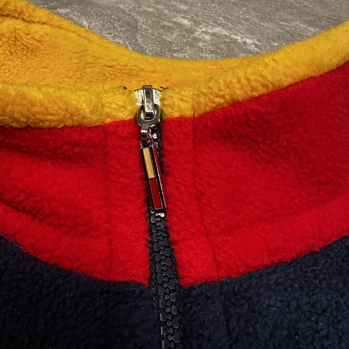 Tommy Hilfiger × Vintage Vintage Tommy Hilfiger 1/4 Zip Large Blue Fleece Sweater Size US L / EU 52-54 / 3 - 4 Thumbnail