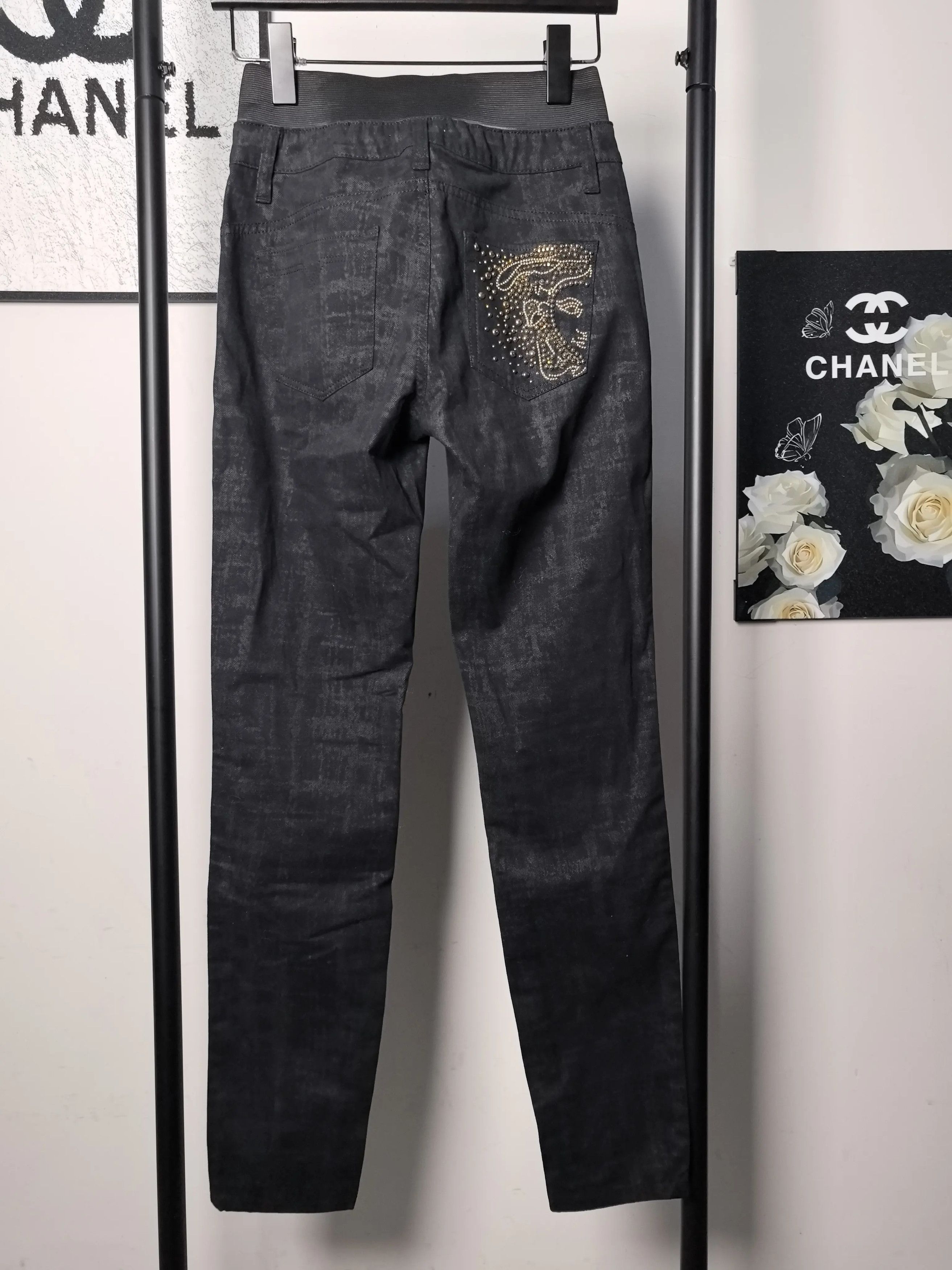 Versace Versace White Casual Pants 30 Men Size US 30 / EU 46 - 1 Thumbnail