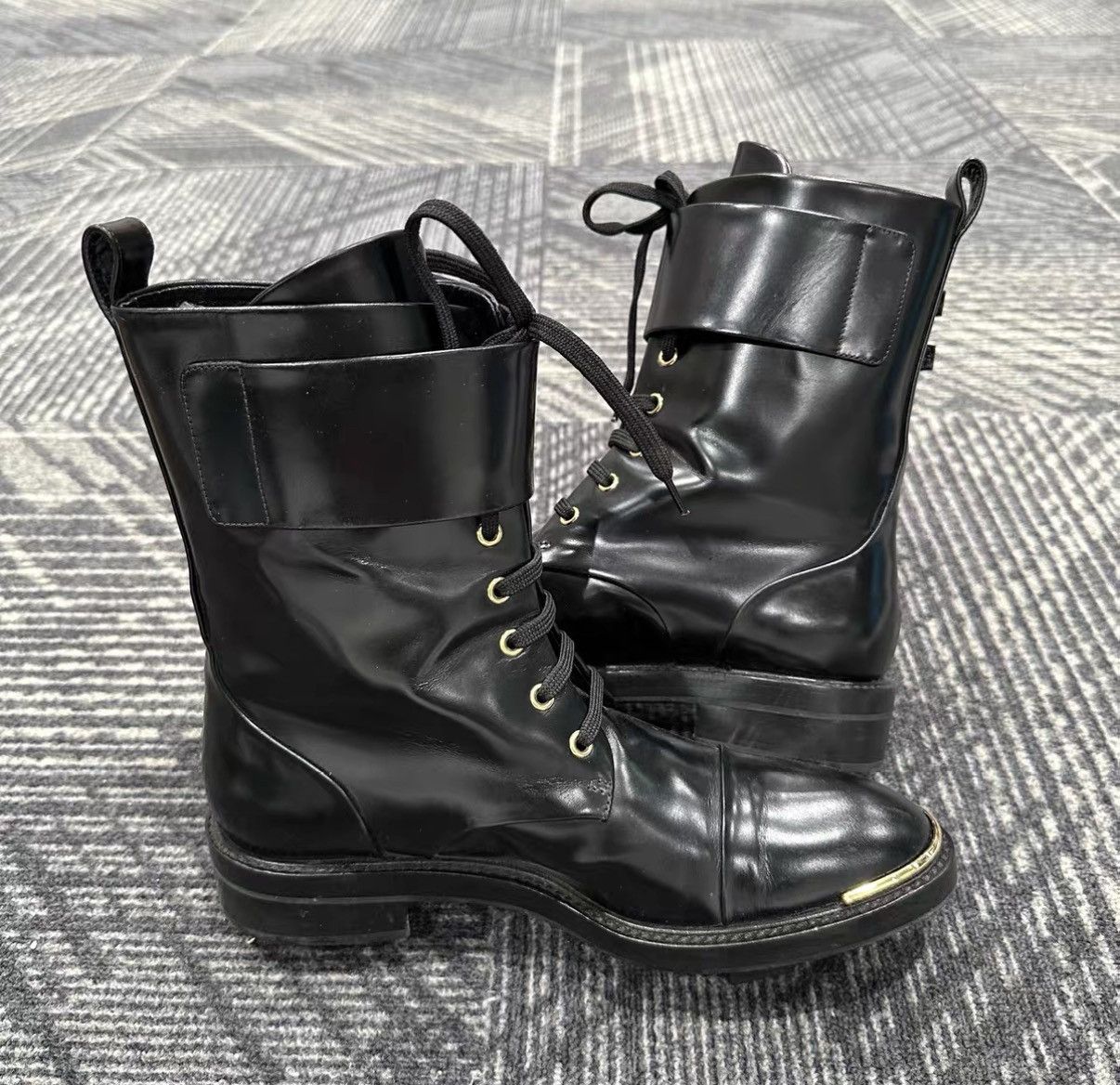 Louis Vuitton Louis Vuitton Leather Martin Boots J42 Size US 7.5 / IT 37.5 - 5 Thumbnail