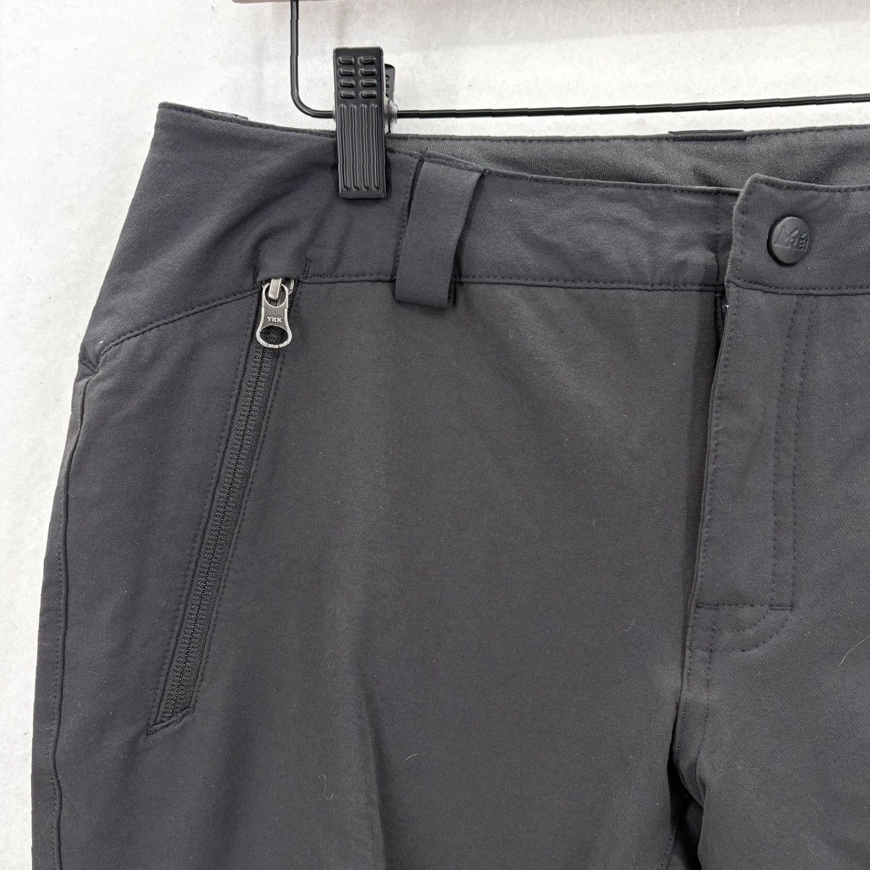Vintage REI Mistral Soft Shell Hiking Pants Womens 6P Petite Gray Zip Ankle Pockets Stretch Camp Size 28" / US 6 / IT 42 - 3 Thumbnail
