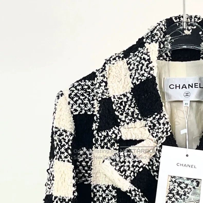 Chanel Chanel Black and white plaid tweed long coat Size S / US 4 / IT 40 - 3 Thumbnail