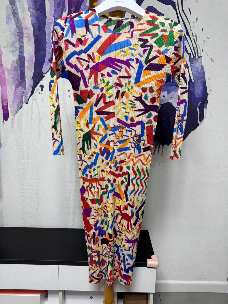 Issey Miyake Issey Miyake 2021 Christmas Limited Dress - dmc Size US 30 / EU 46 - 1 Thumbnail
