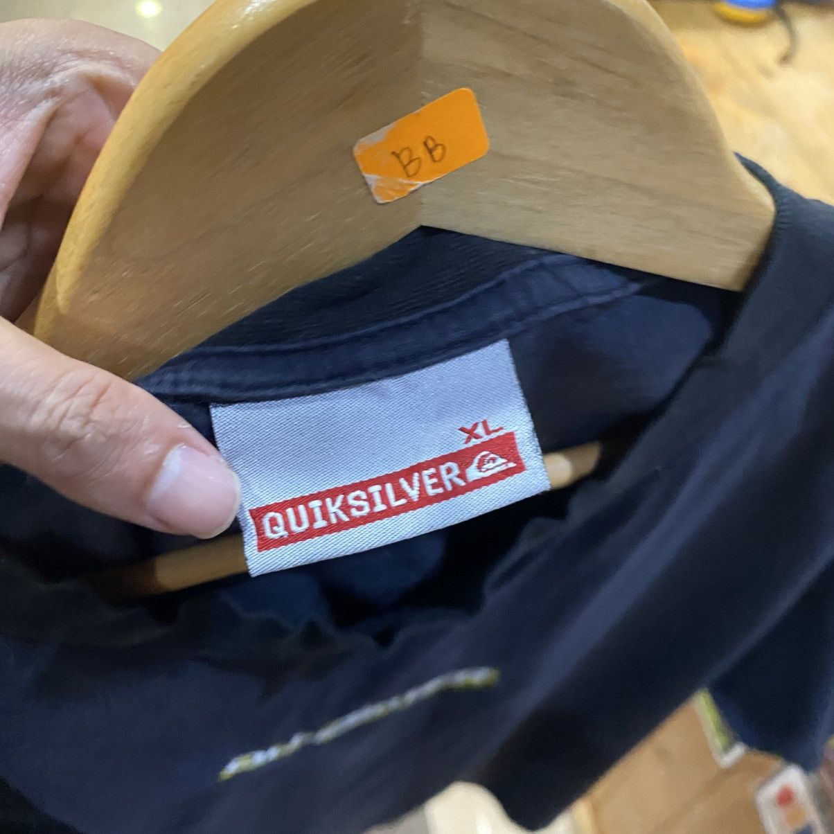 Quiksilver Quiksilver vintage surf logo big graphic t-shirts Size US XL / EU 56 / 4 - 11 Thumbnail