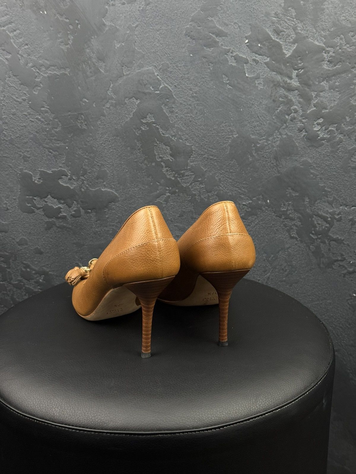 Gucci Gucci Brown Leather Marrakesh Tassel Peep Toe Pumps Size US 7 / IT 37 - 6 Thumbnail