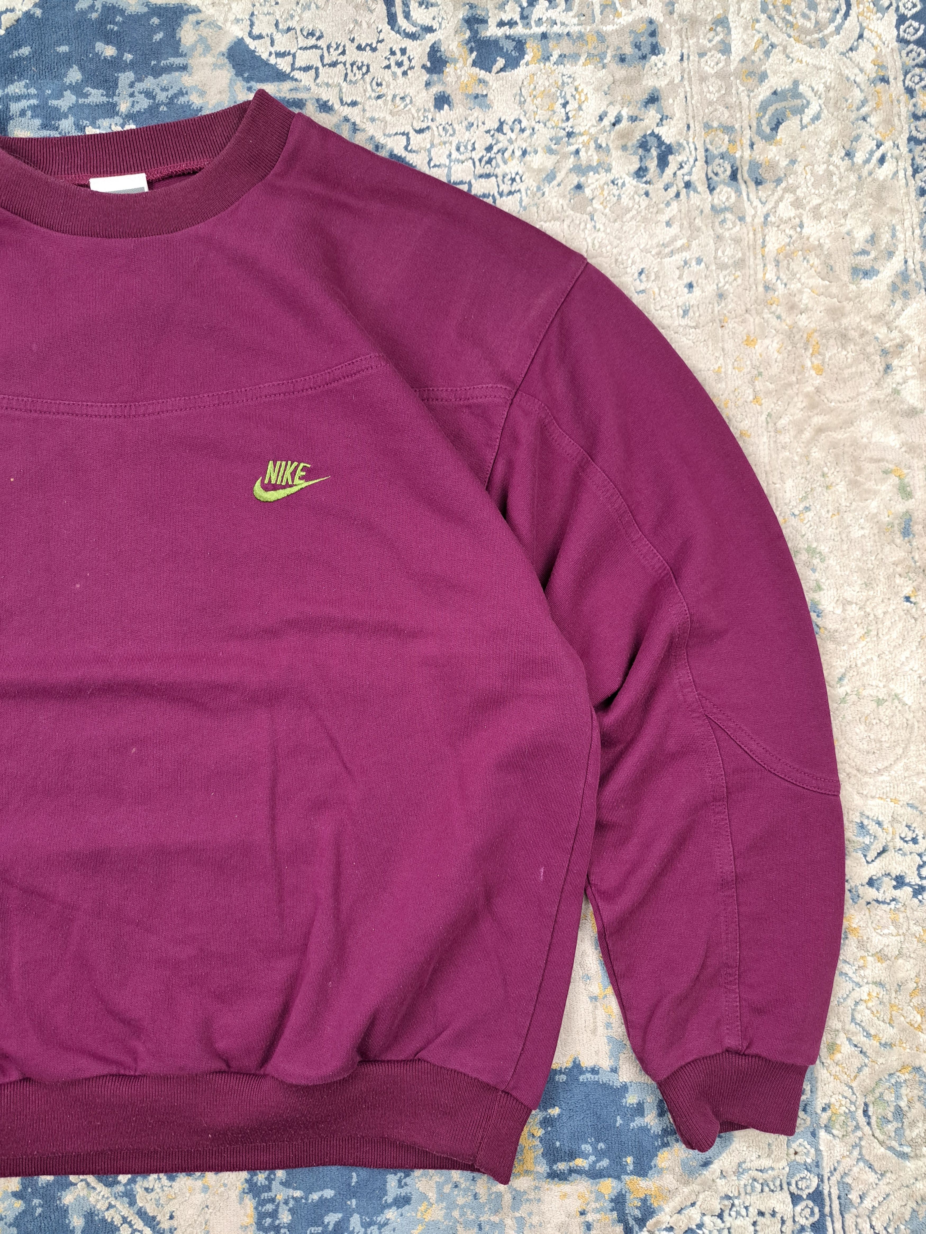 Nike Vintage 80s Nike Purple Sweatshirt Boxy Fit Crewneck Size US M / EU 48-50 / 2 - 4 Thumbnail