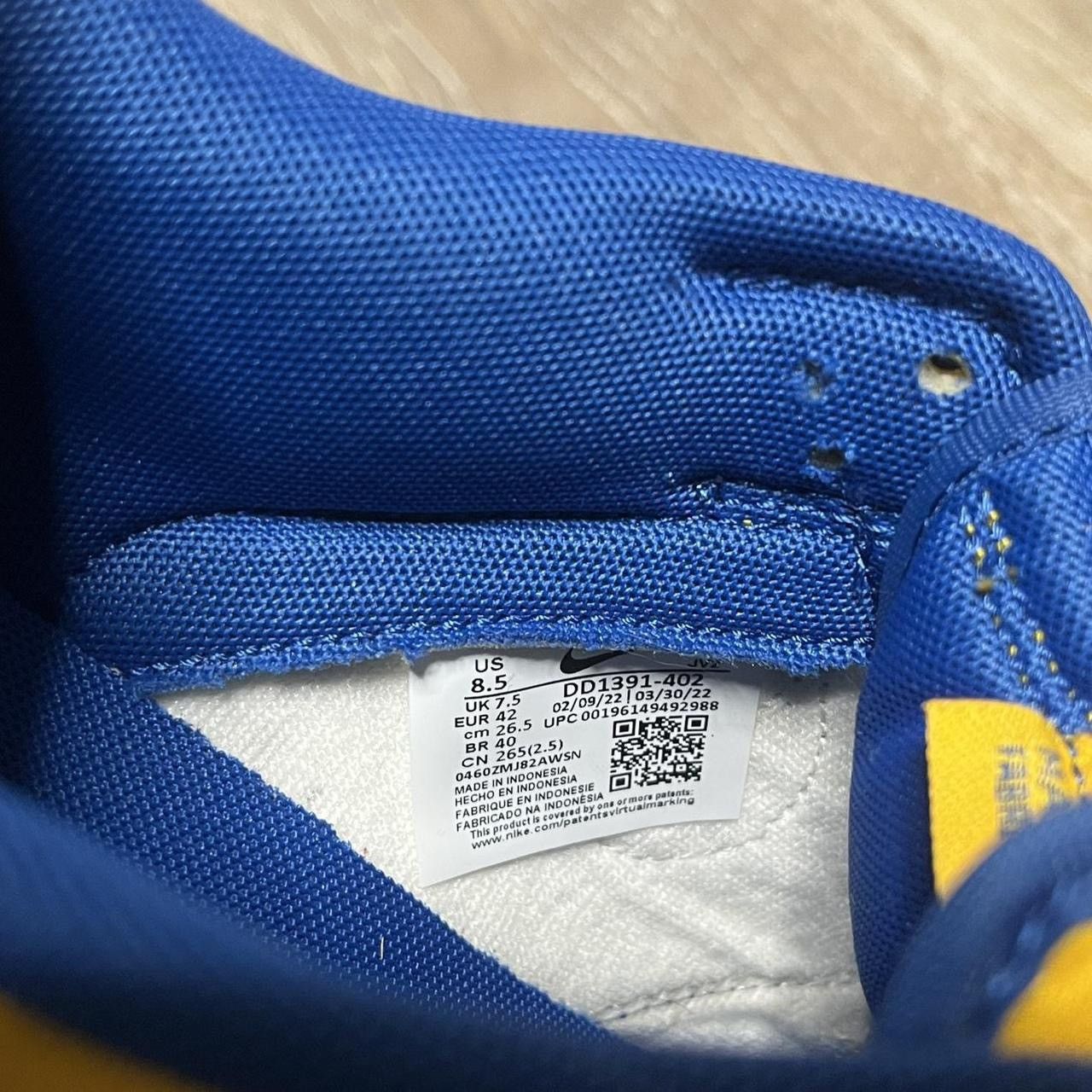 Nike ucla bruns nike dunk low Size US 8.5 / EU 41-42 - 7 Thumbnail