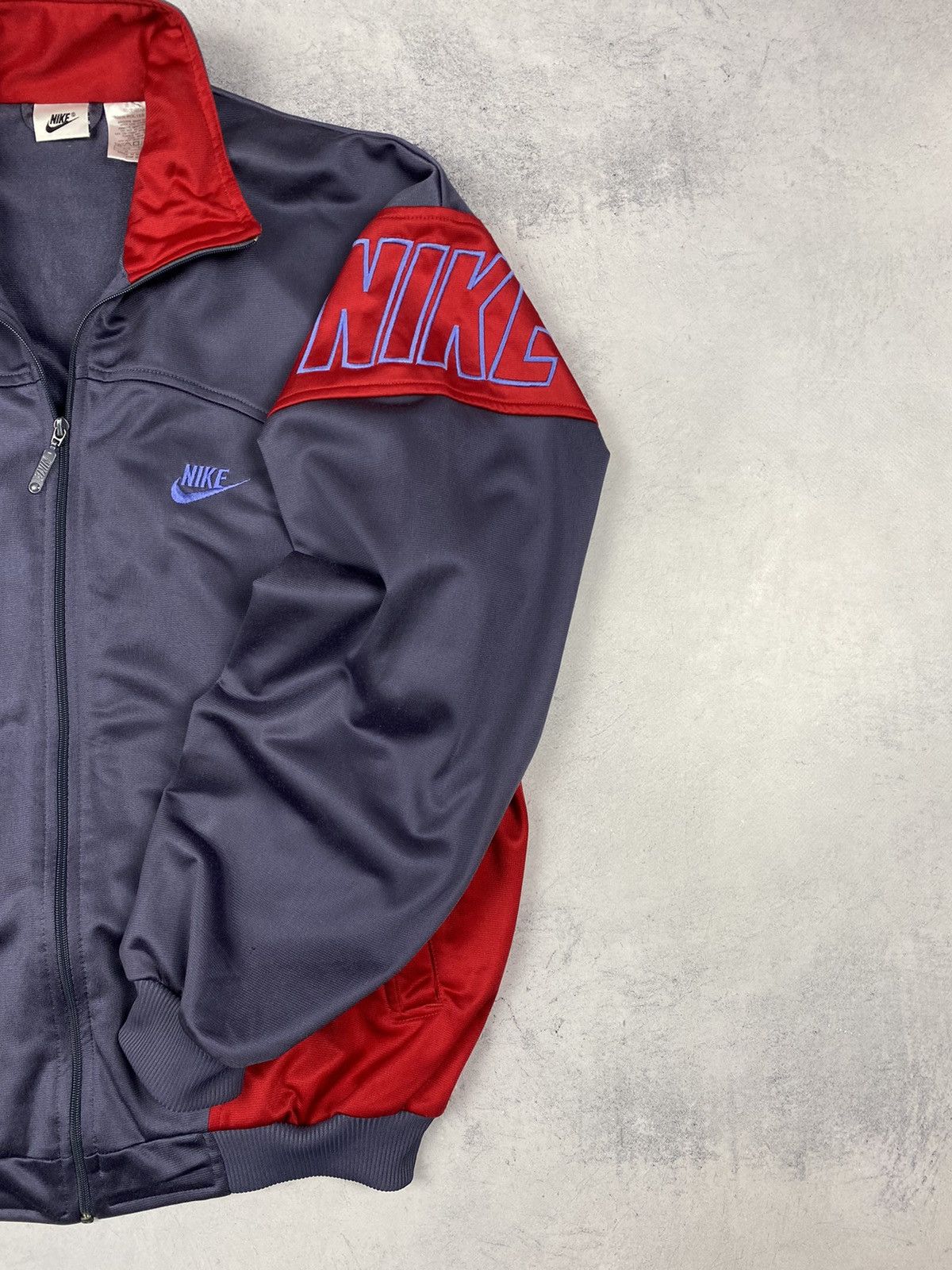Nike Vintage 90s Nike Track Jacket Windbreaker Streetwear mens Size US M / EU 48-50 / 2 - 7 Thumbnail