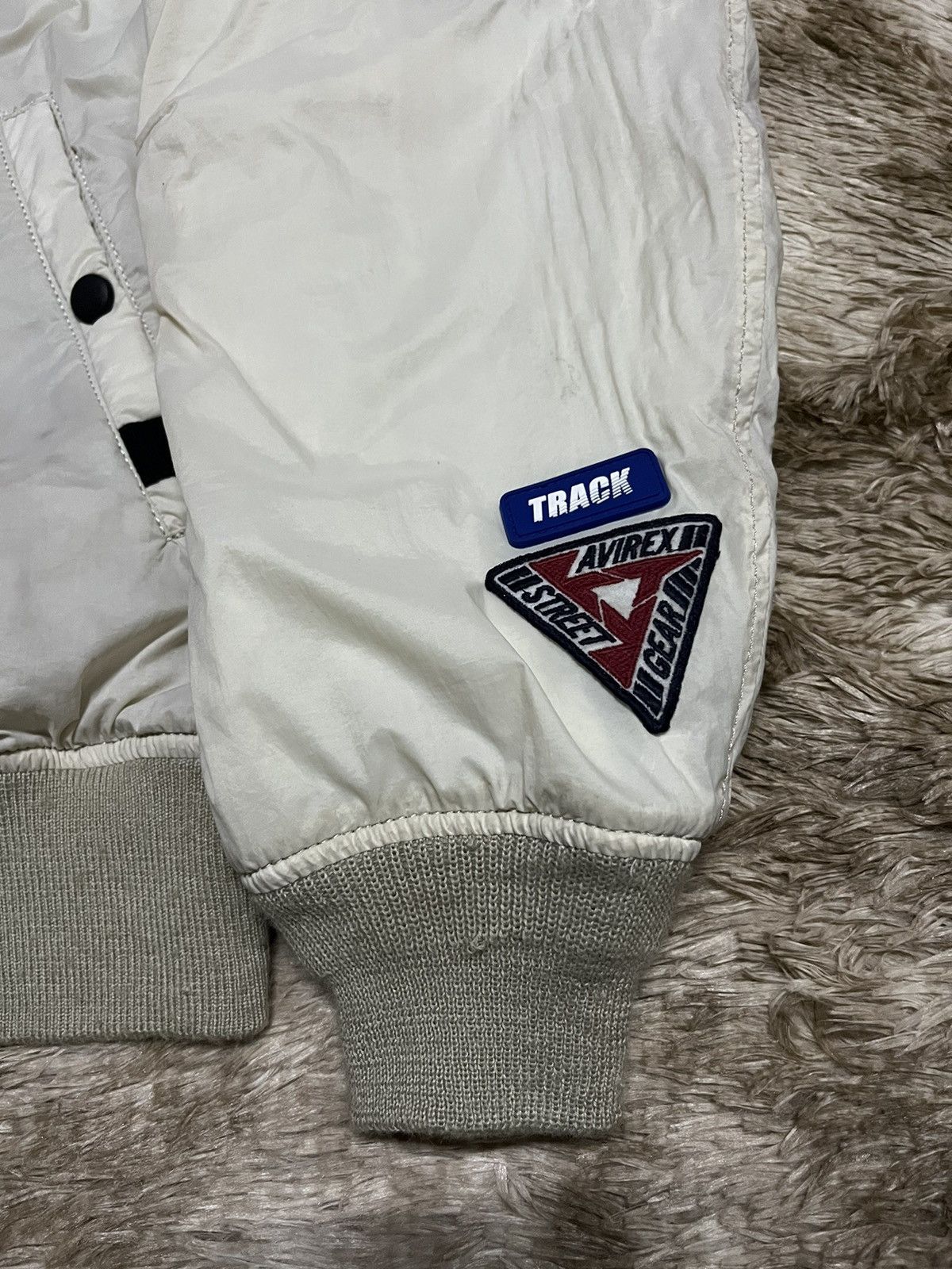 Avirex RARE Avirex USA Embroidery Spell Out Bomber Jacket Size US L / EU 52-54 / 3 - 5 Thumbnail