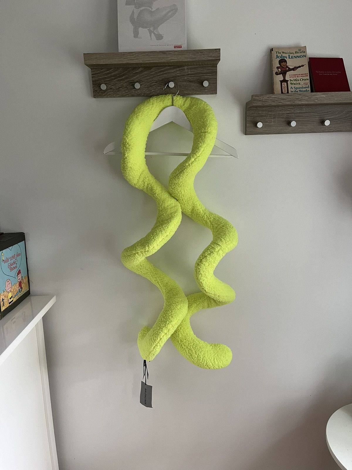 Balenciaga Balenciaga FW23 Runway "Wire Spiral Scarf" (Neon Yellow) Size ONE SIZE - 3 Thumbnail