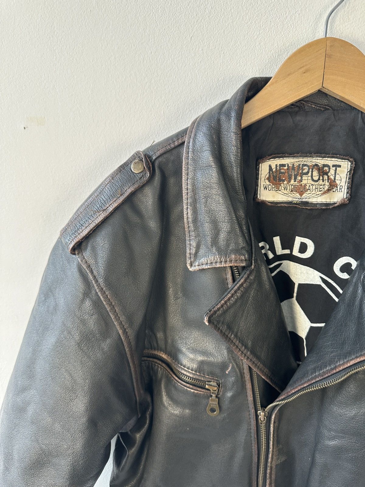 Leather RARE Newport World Cup 1994 Leather Biker Jacket Distressed Size US XL / EU 56 / 4 - 12 Thumbnail