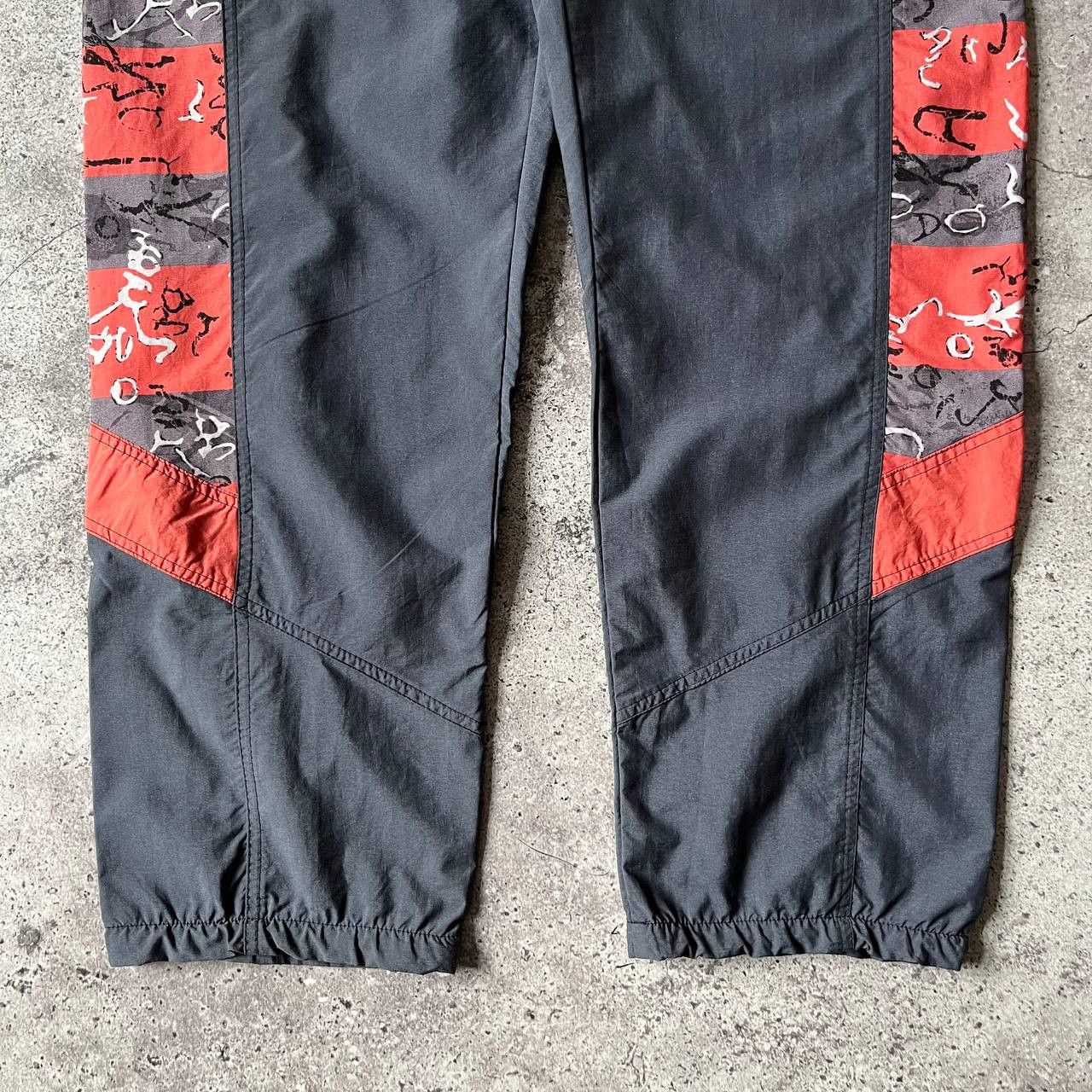 Reebok × Vintage Retro Vintage Reebok Nylon Baggy Trackpants Size US 32 / EU 48 - 5 Thumbnail