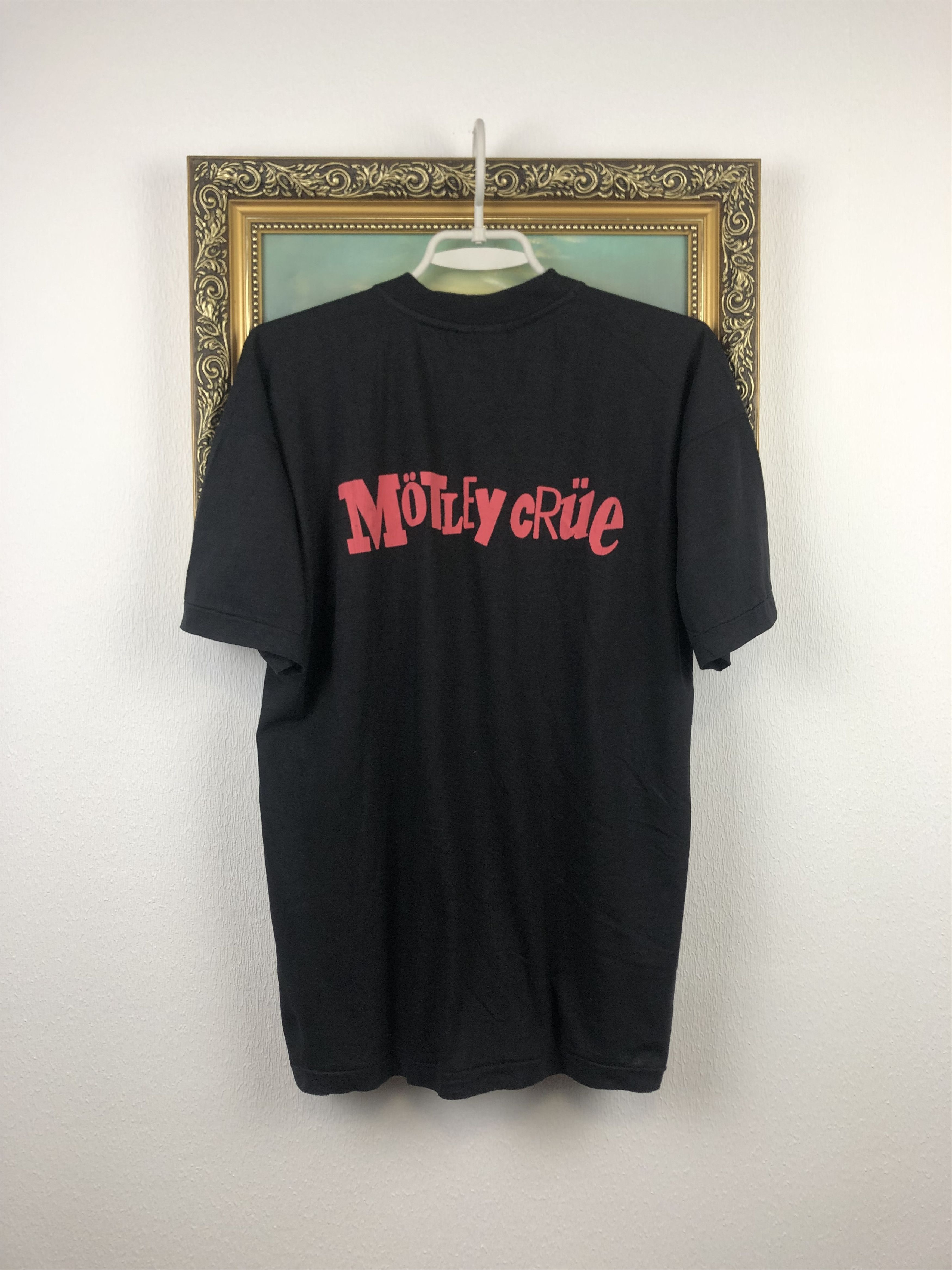 Band Tees Vintage 90's Motley Crue Band Shirt Tee Rare Jersey Size US L / EU 52-54 / 3 - 8 Thumbnail