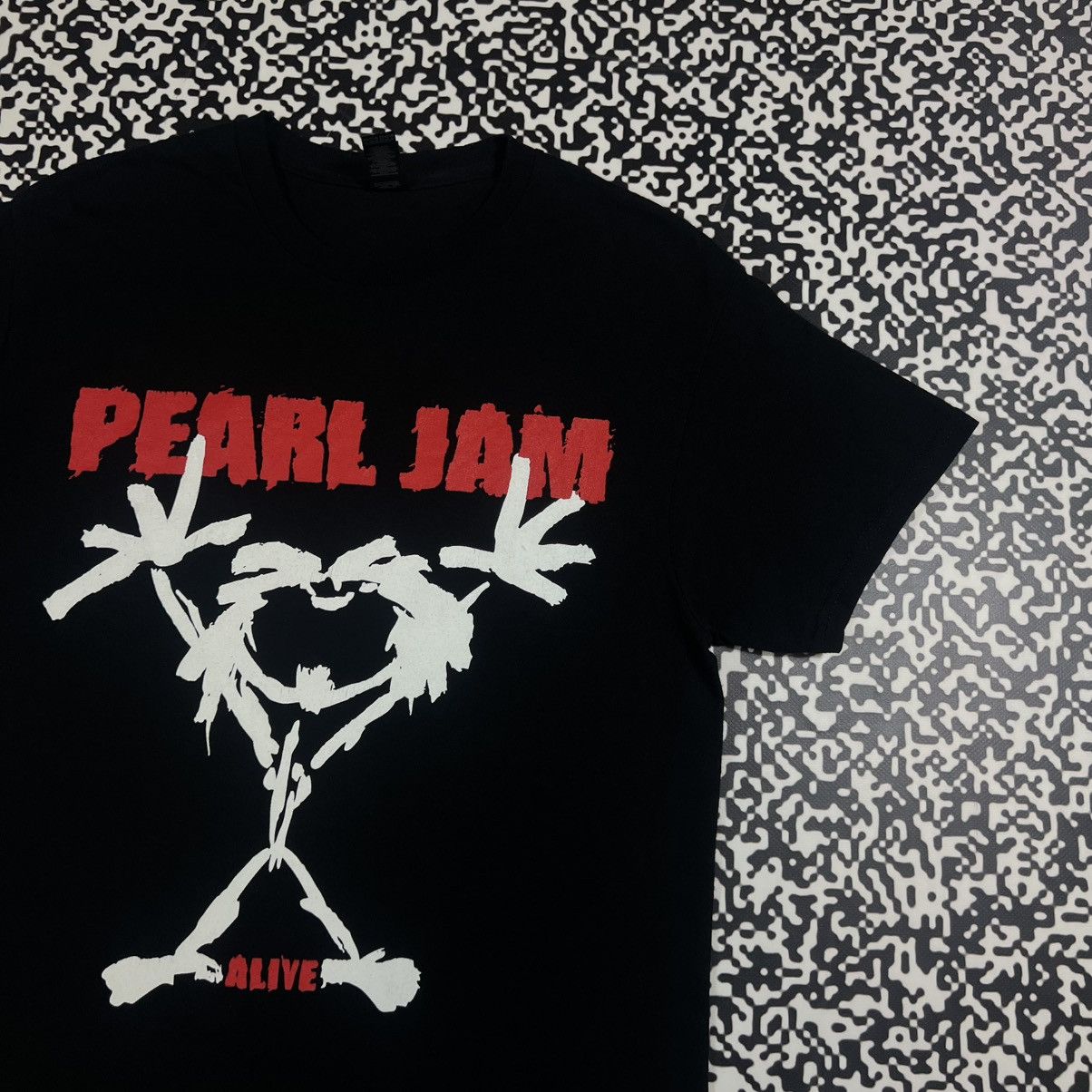 Band Tees Vintage Y2K Pearl Jam Alive Band Rock Tour T-shirt 90s Style Size US M / EU 48-50 / 2 - 6 Thumbnail