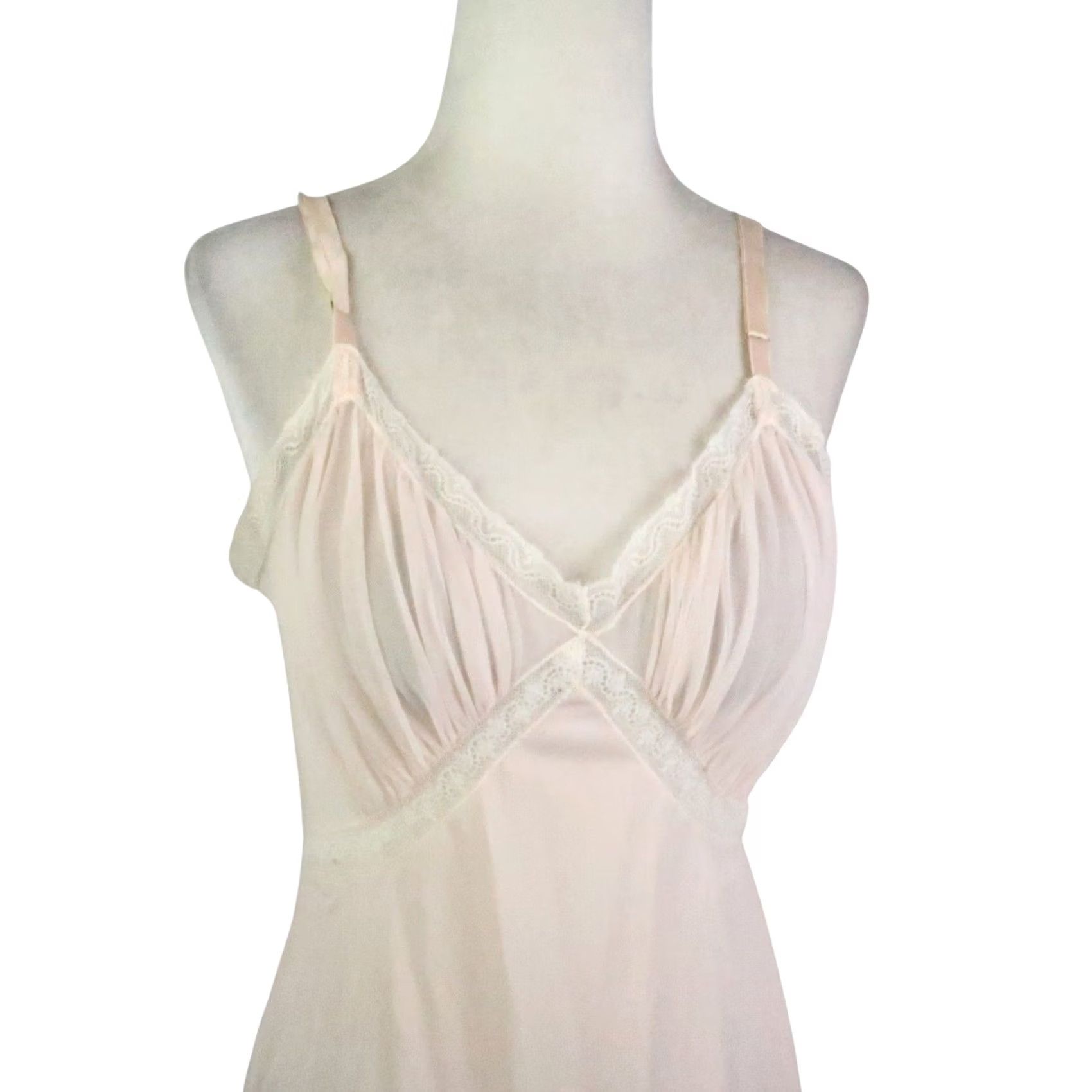 Vintage VINTAGE Vanity Fair Dress Nylon Sleevless Nighty Slip 80s Pink S Womens 80s Size S / US 4 / IT 40 - 2 Thumbnail