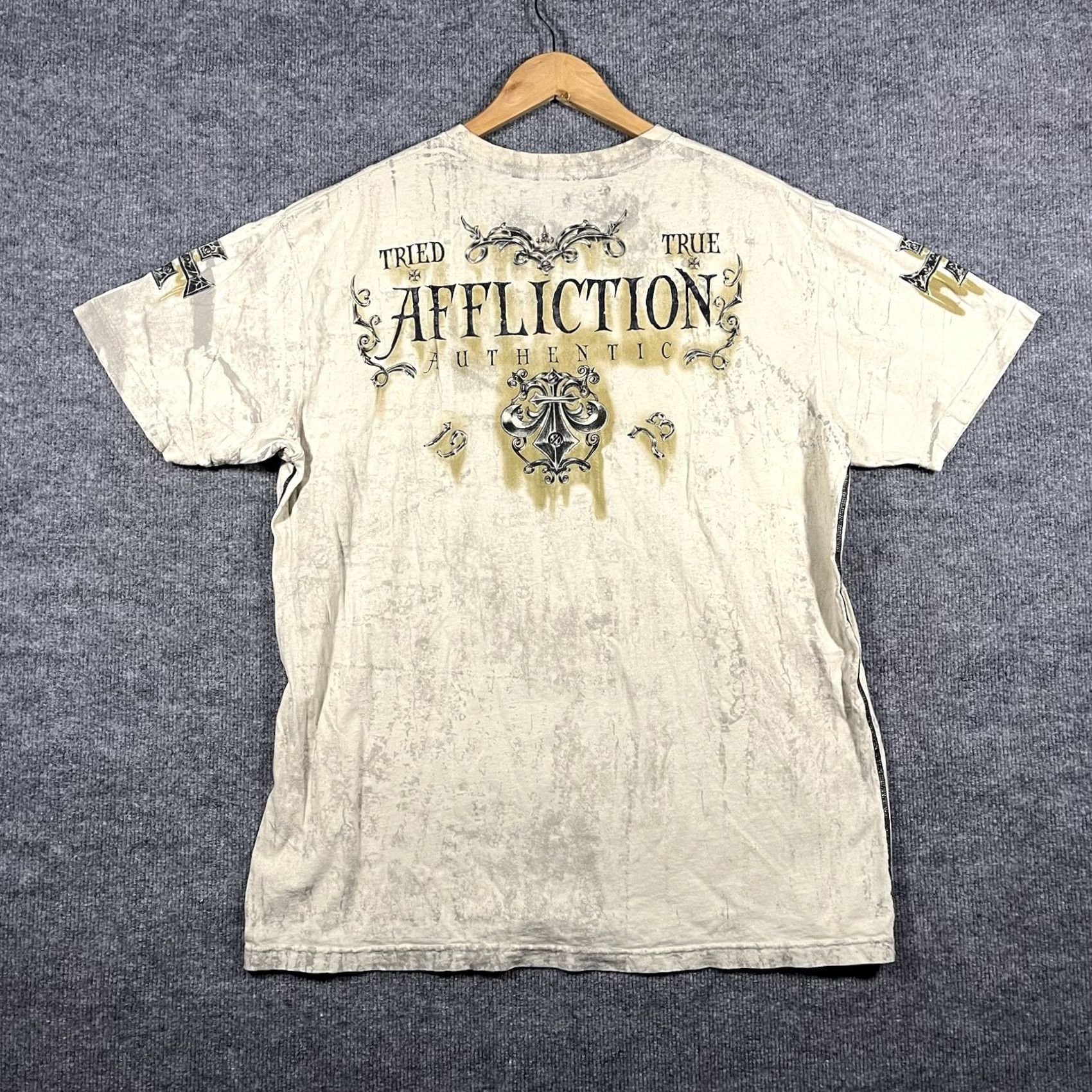Affliction Affliction Shirt Men 2XL Crew Neck Short Sleeve Graphic Print Logo Biker Grunge Y2K Vtg Ivory USA Rock Size US XXL / EU 58 / 5 - 4 Thumbnail