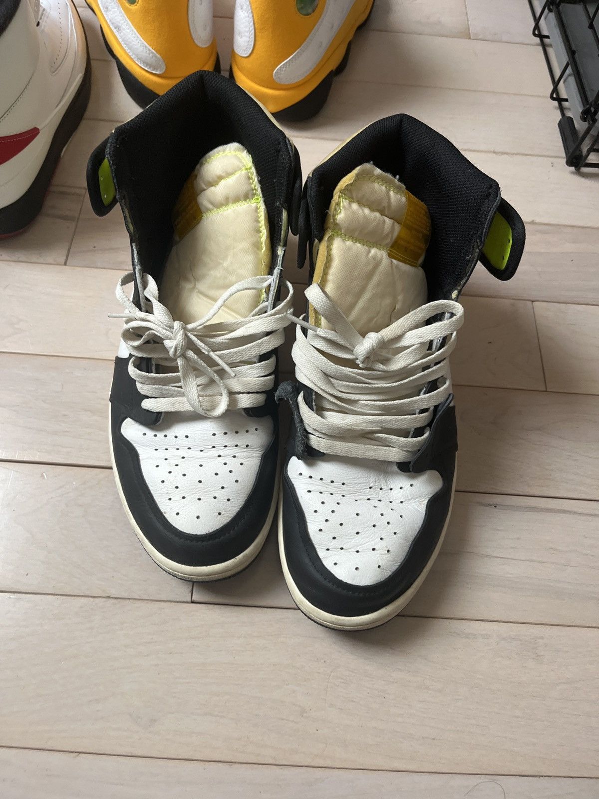 Jordan Brand Volt 1s Size US 11 / EU 44 - 2 Thumbnail