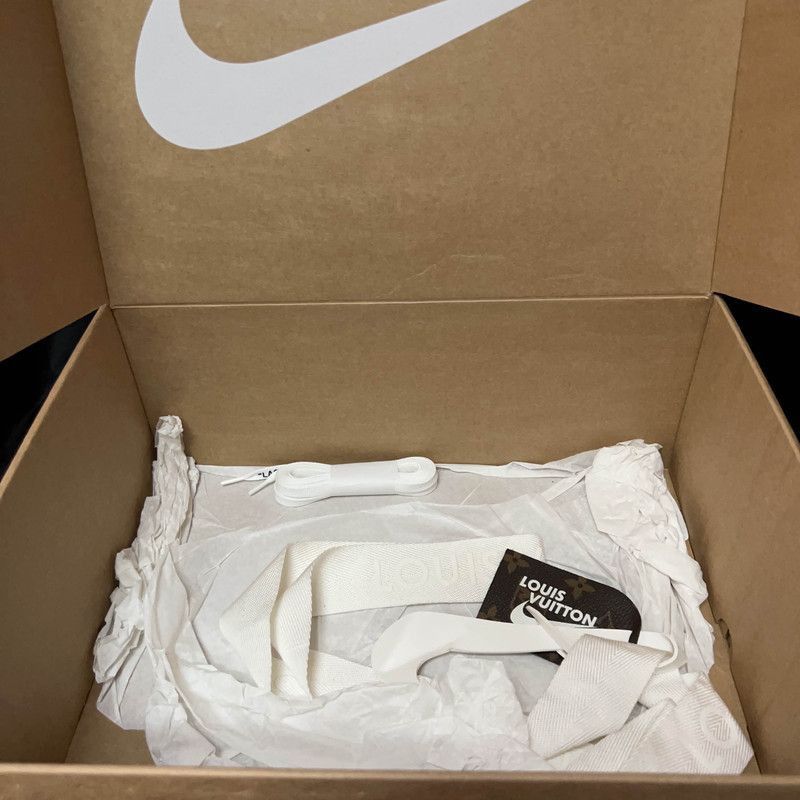 Louis Vuitton Nike x Louis Vuitton Stylish Air Force 1 Sneakers -2505 Size US 10.5 / EU 43-44 - 8 Thumbnail