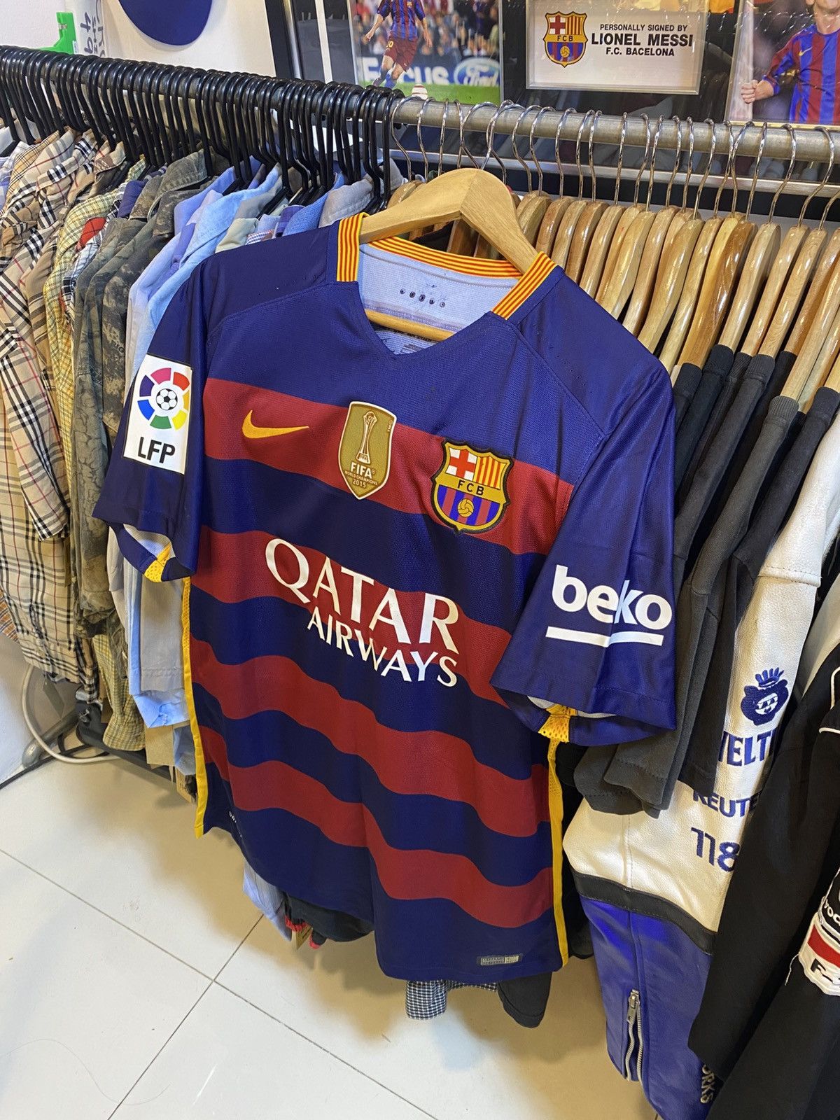 Nike 2015-2016 FC Barcelona Home Kit SUAREZ 9 Size US L / EU 52-54 / 3 - 3 Thumbnail