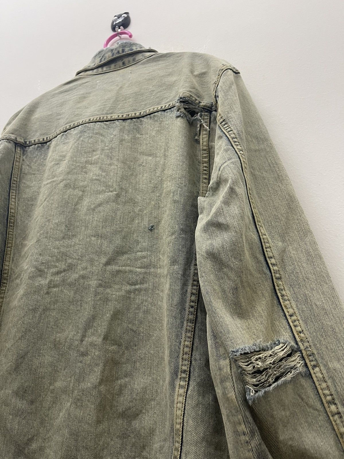 Coachella Rare COACHELLA X H&M Distressed Denim Jacket Size US L / EU 52-54 / 3 - 11 Thumbnail
